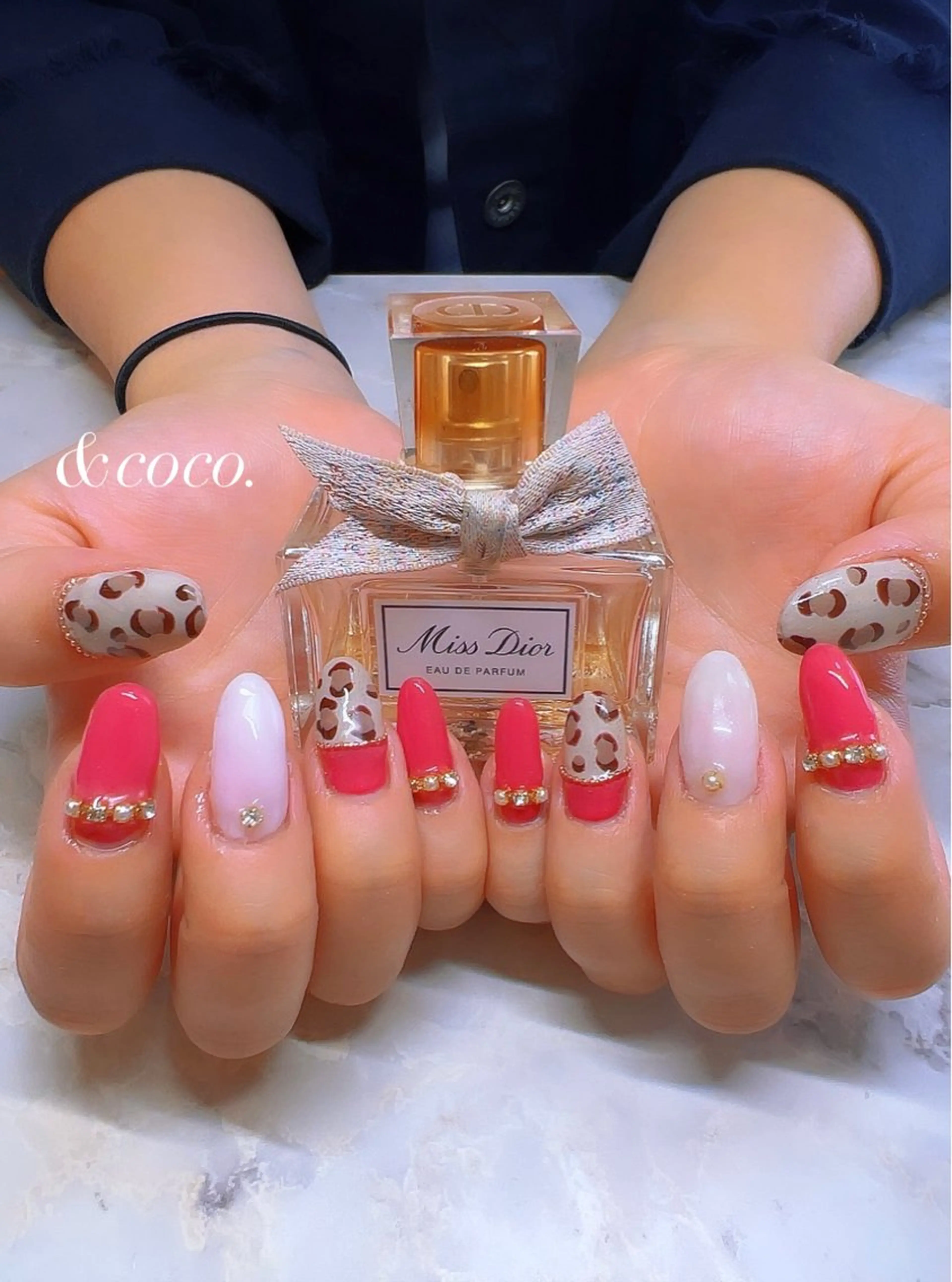 ネイル アニマル柄 ピンク ＆coco.所属・＆ coco.のネイルデザイン