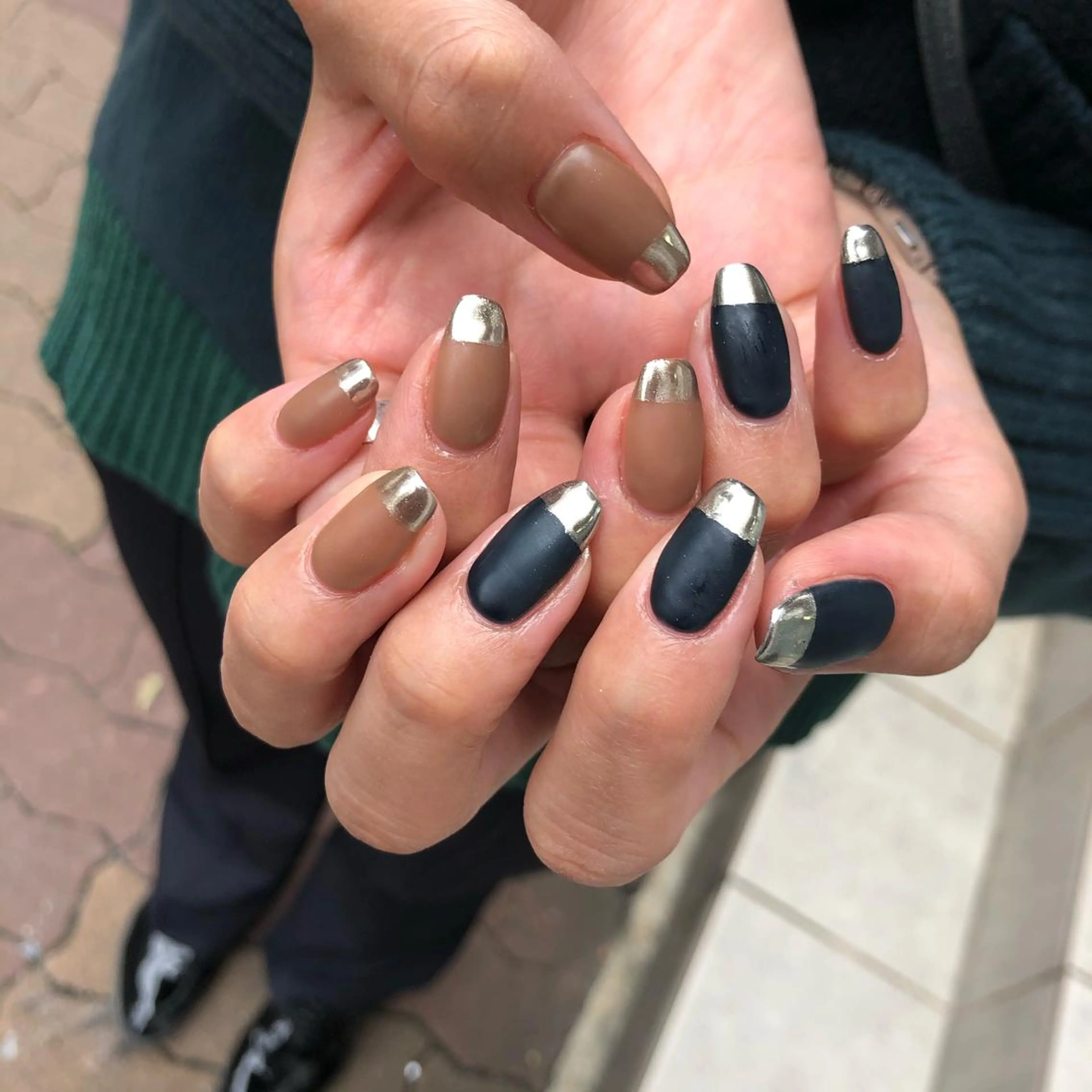 ロング カラー ヘアアレンジ キッズ ネイル マツエク・マツパ フレンチネイル マットネイル ミラーネイル 福田 加奈のネイルデザイン