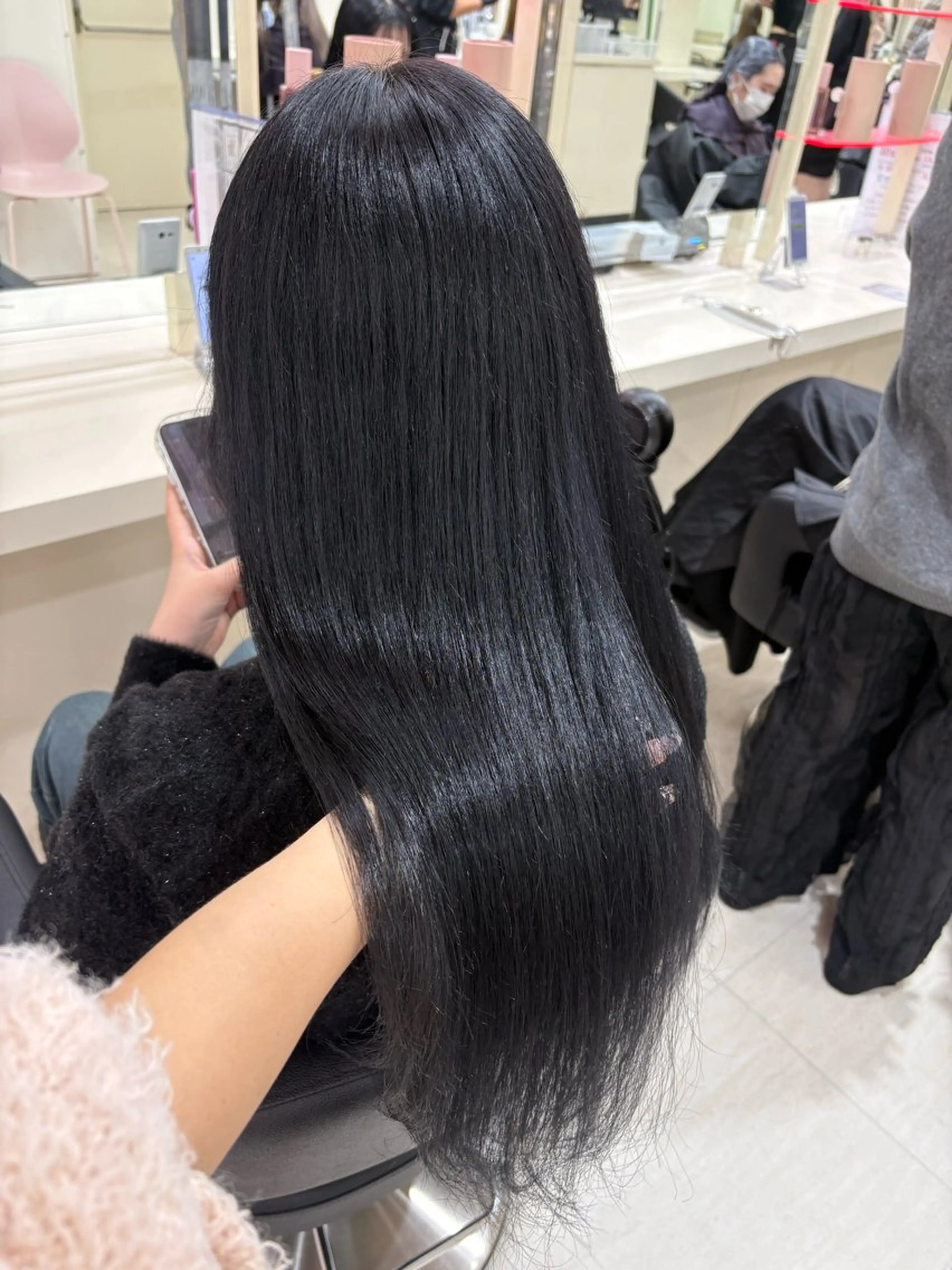 セミロング カラー ヘアアレンジ ヘアカラー 💟RINNA 艶カラー💟のヘアスタイル