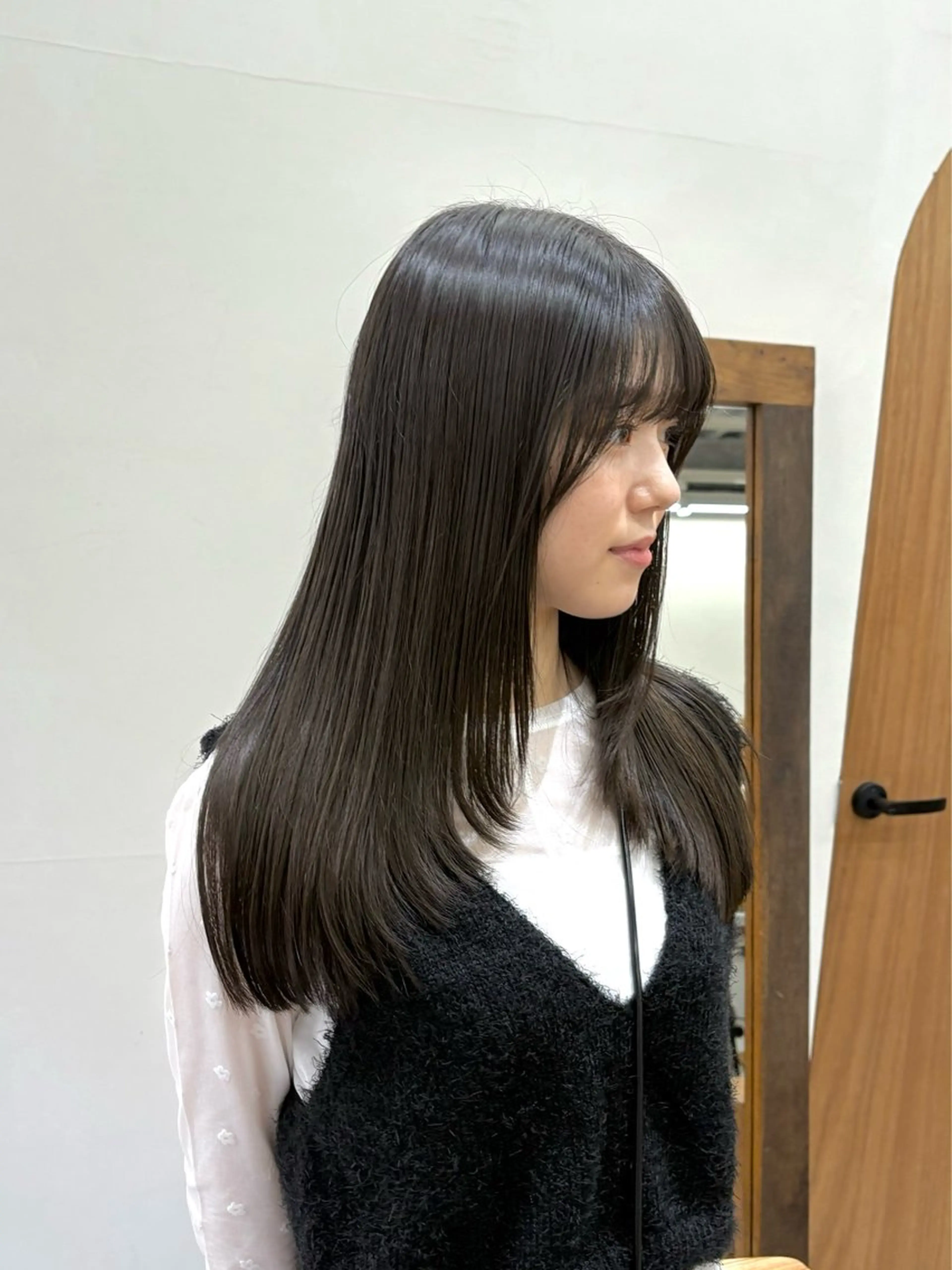 ミディアム カラー ヘアアレンジ 顔周りカット レイヤーカット カット ヘアカラー トリートメント ハル🌸柔色/ ブリーチなし/艶髪のヘアスタイル