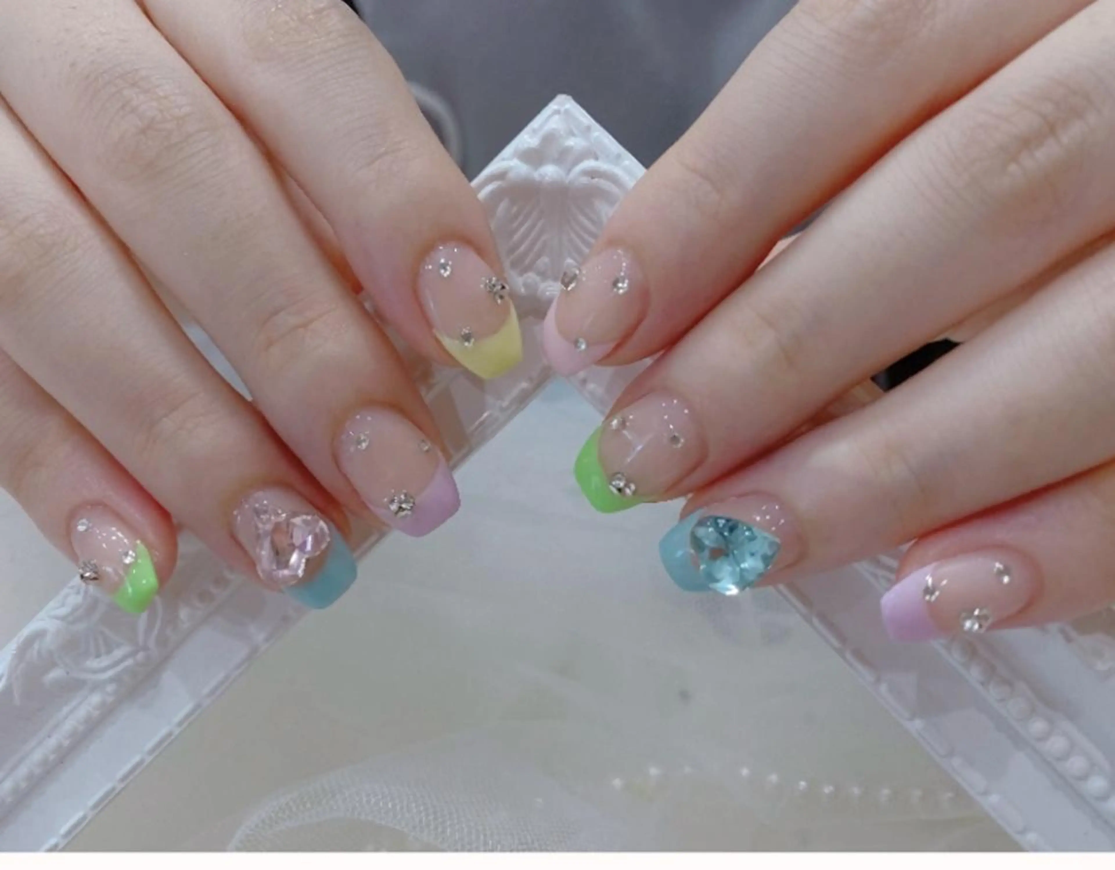 ネイル 🌼リオナ ♥️のネイルデザイン