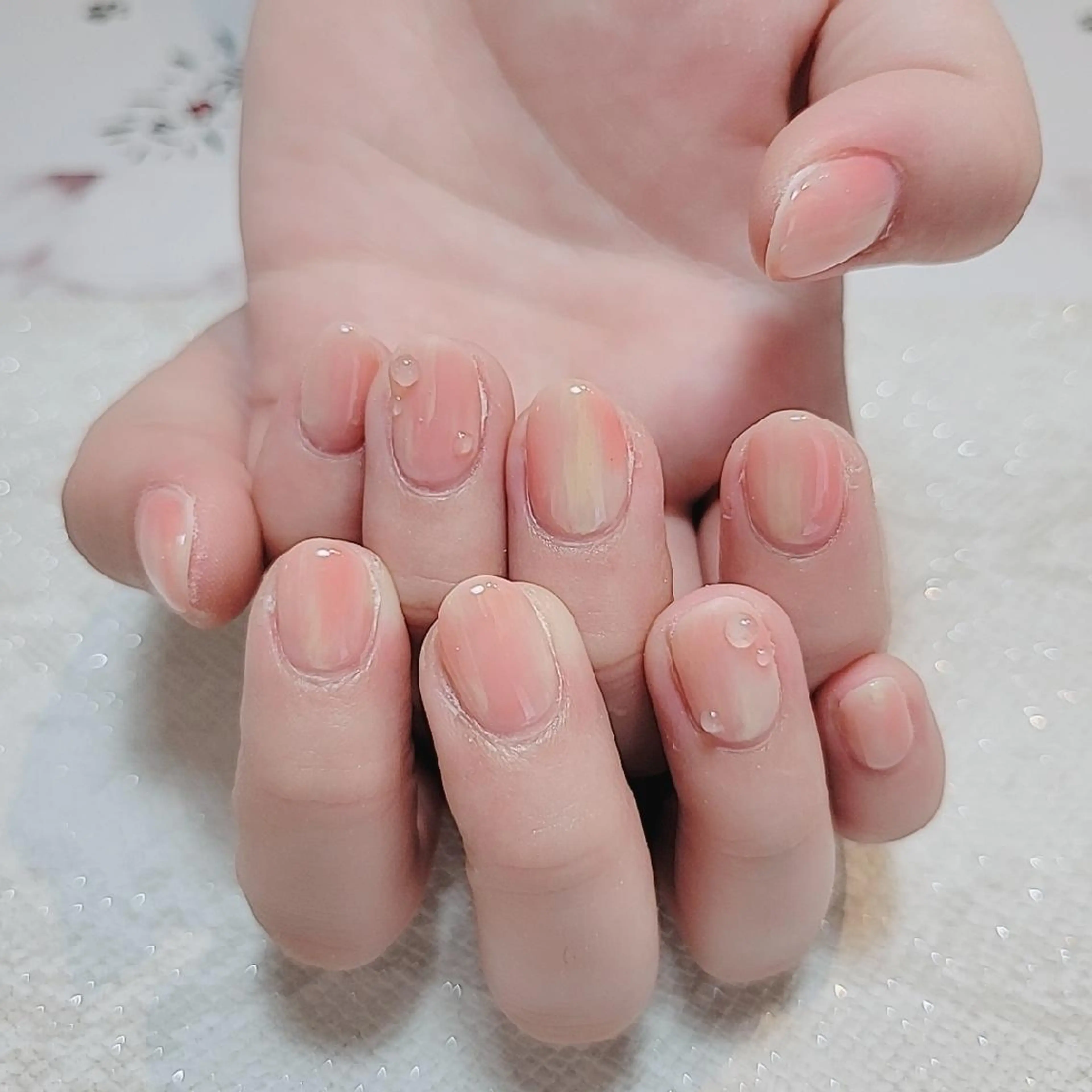 ネイル ニュアンスネイル ストーンネイル Nail salon Purem🐾所属・Nail salon Purem🐾のネイルデザイン