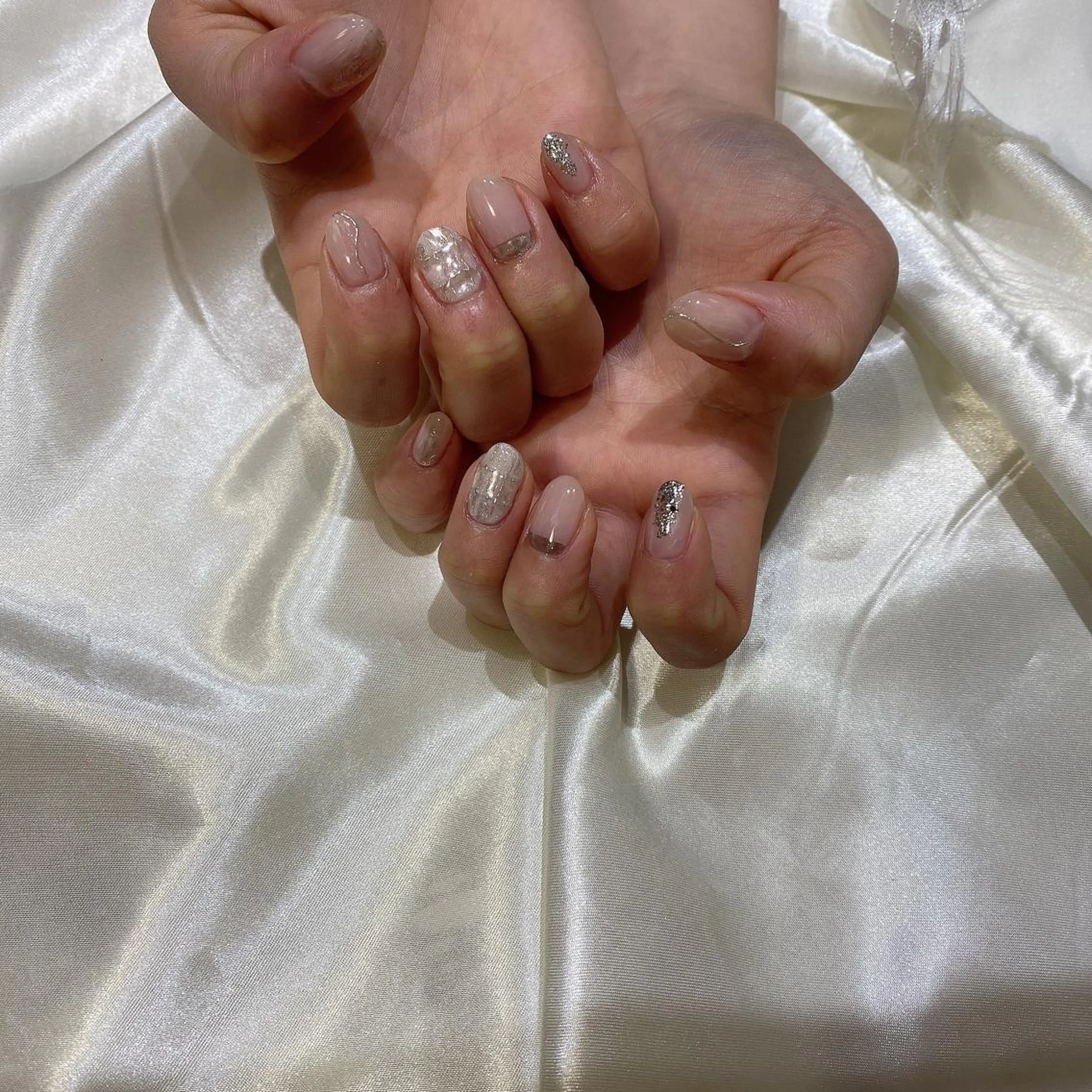 ネイル ハンドネイル 西岡 杏のネイルデザイン