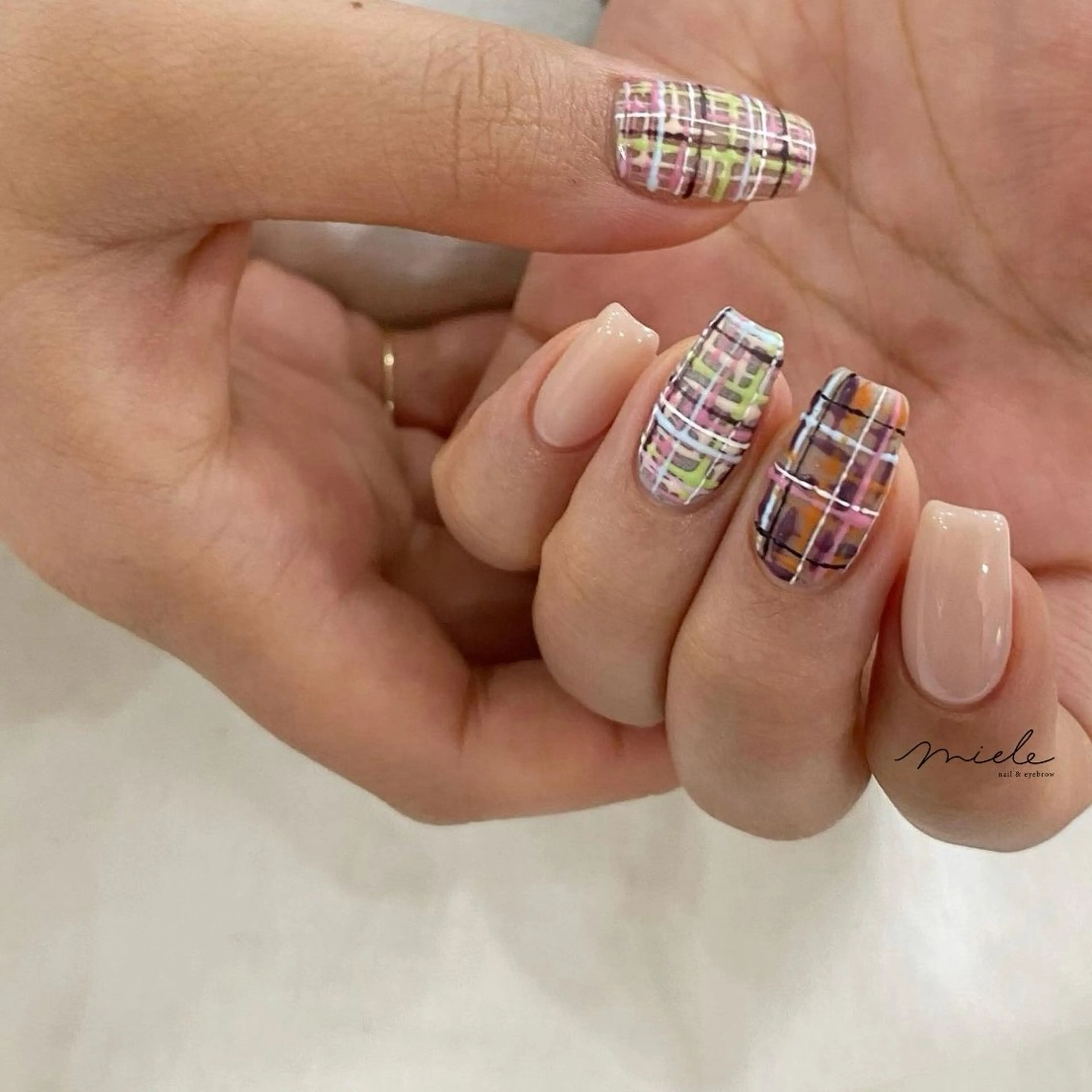 ネイル ハンドネイル miele【ミエレ】 シンプル一癖のネイルデザイン