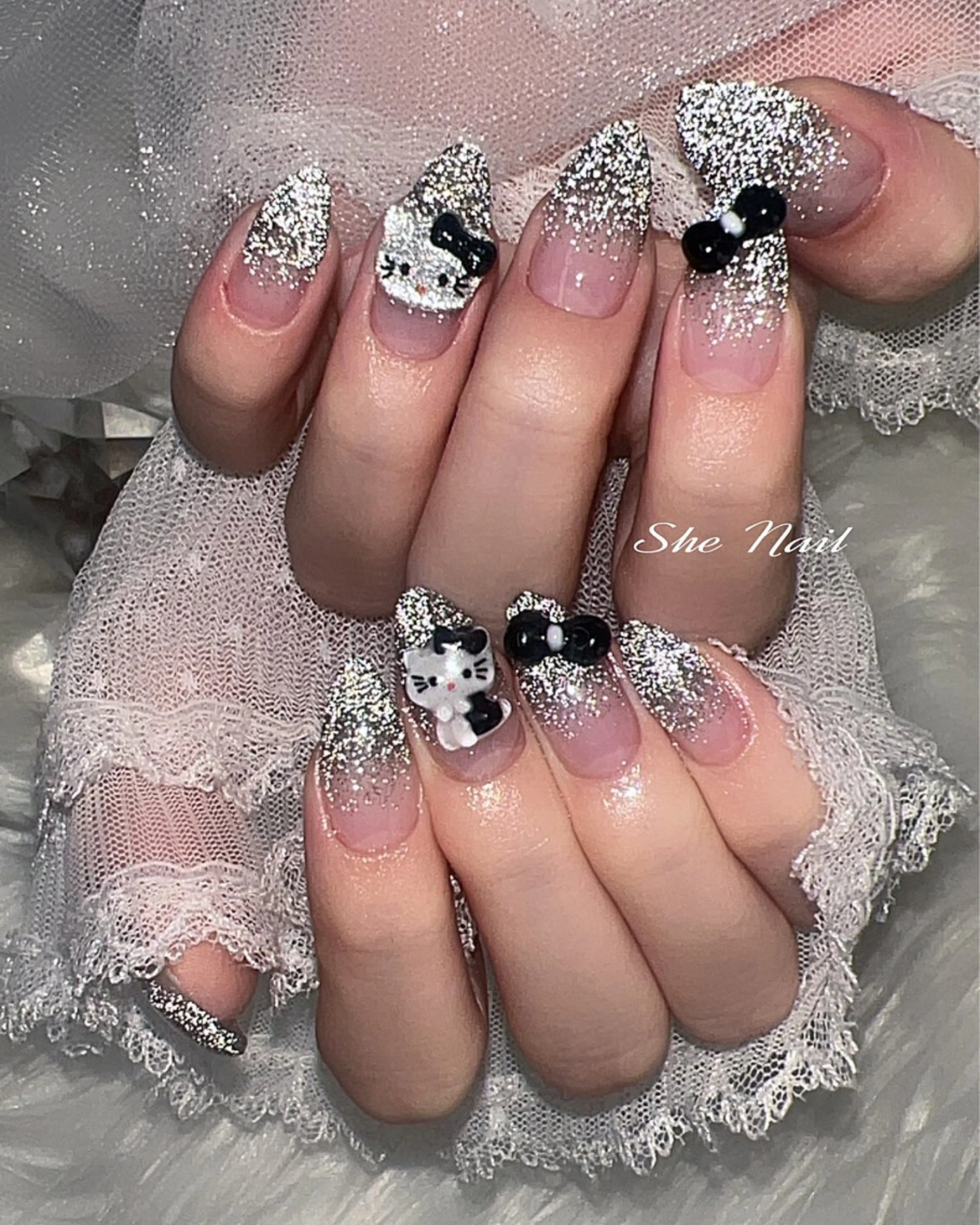 ネイル チークネイル 長さ出し フレンチネイル ガラスフレンチ キラキラネイル She   Nail所属・ISA_ BELLAのネイルデザイン