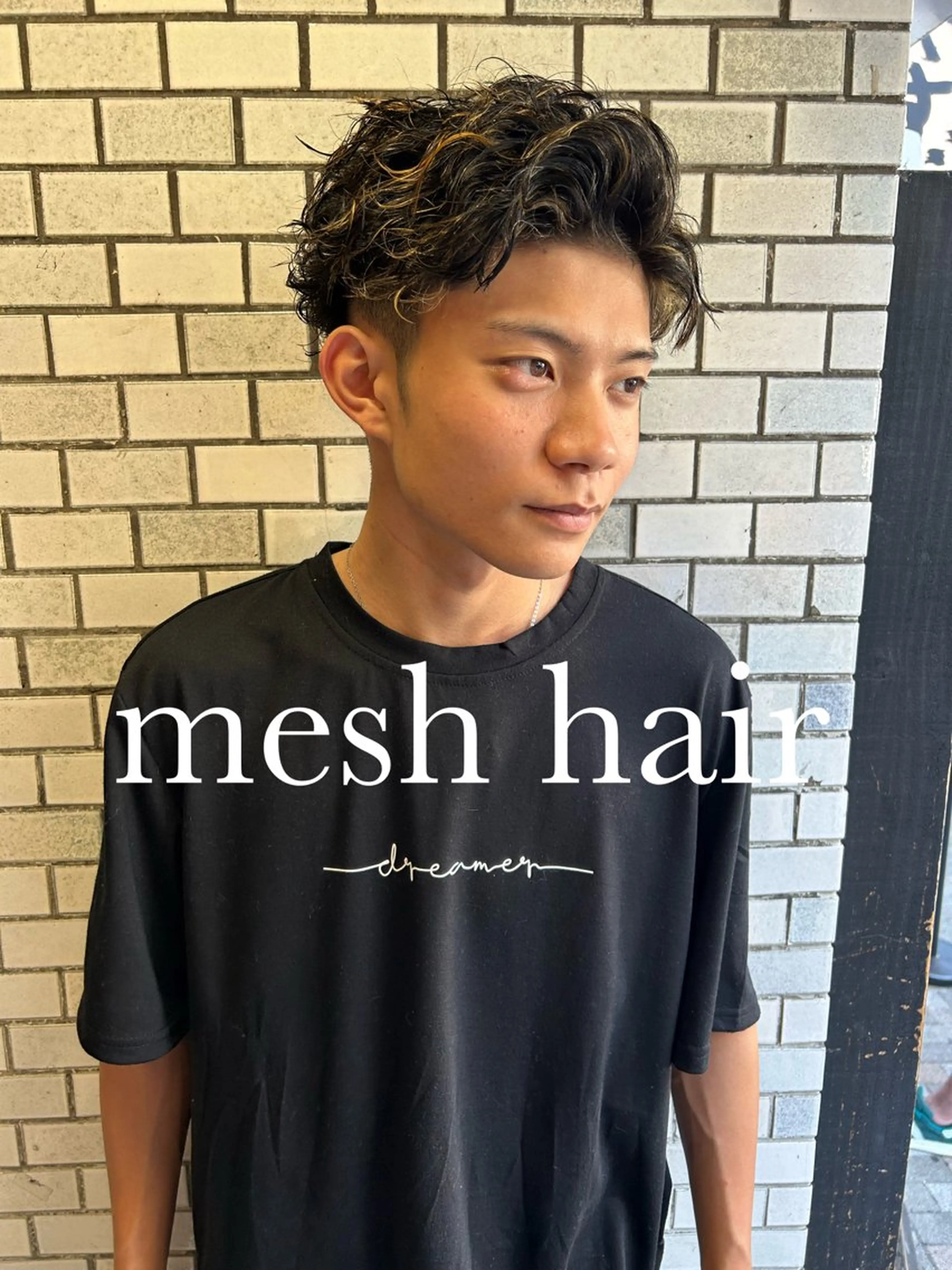 ショート カラー パーマ メンズ メンズブリーチ メンズハイライト メンズインナーカラー メンズパーマ プードルパーマ charme所属・💈メンズ特化美容師 ✂︎伊藤大輝💈のヘアスタイル