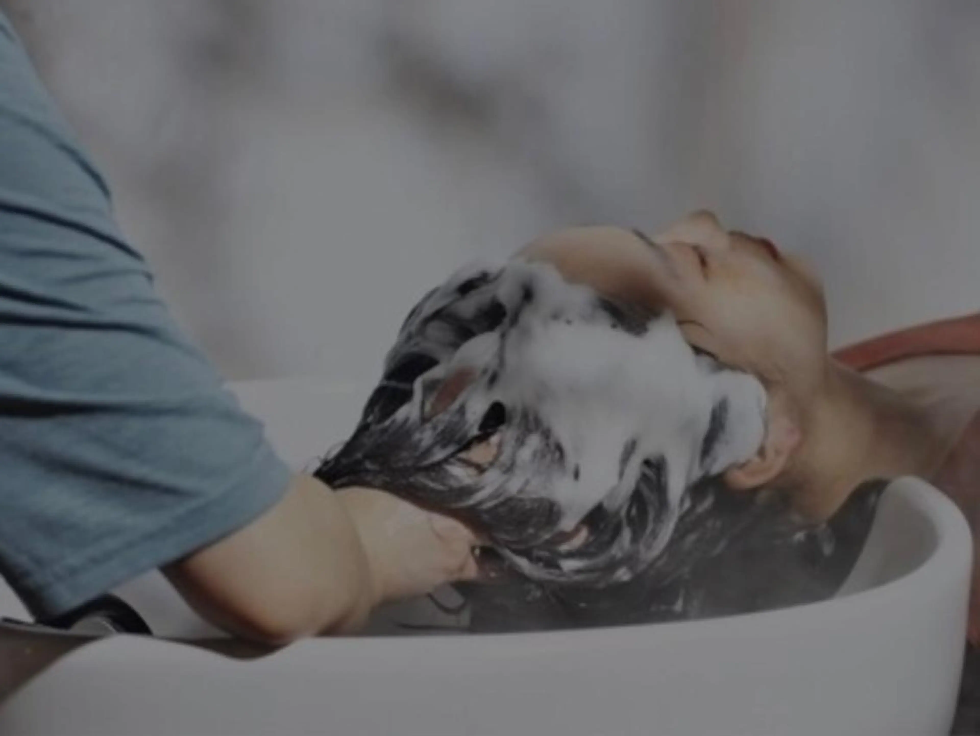 《得意メニュー🛁》頭皮を癒す30分ヘッドスパ💭の写真