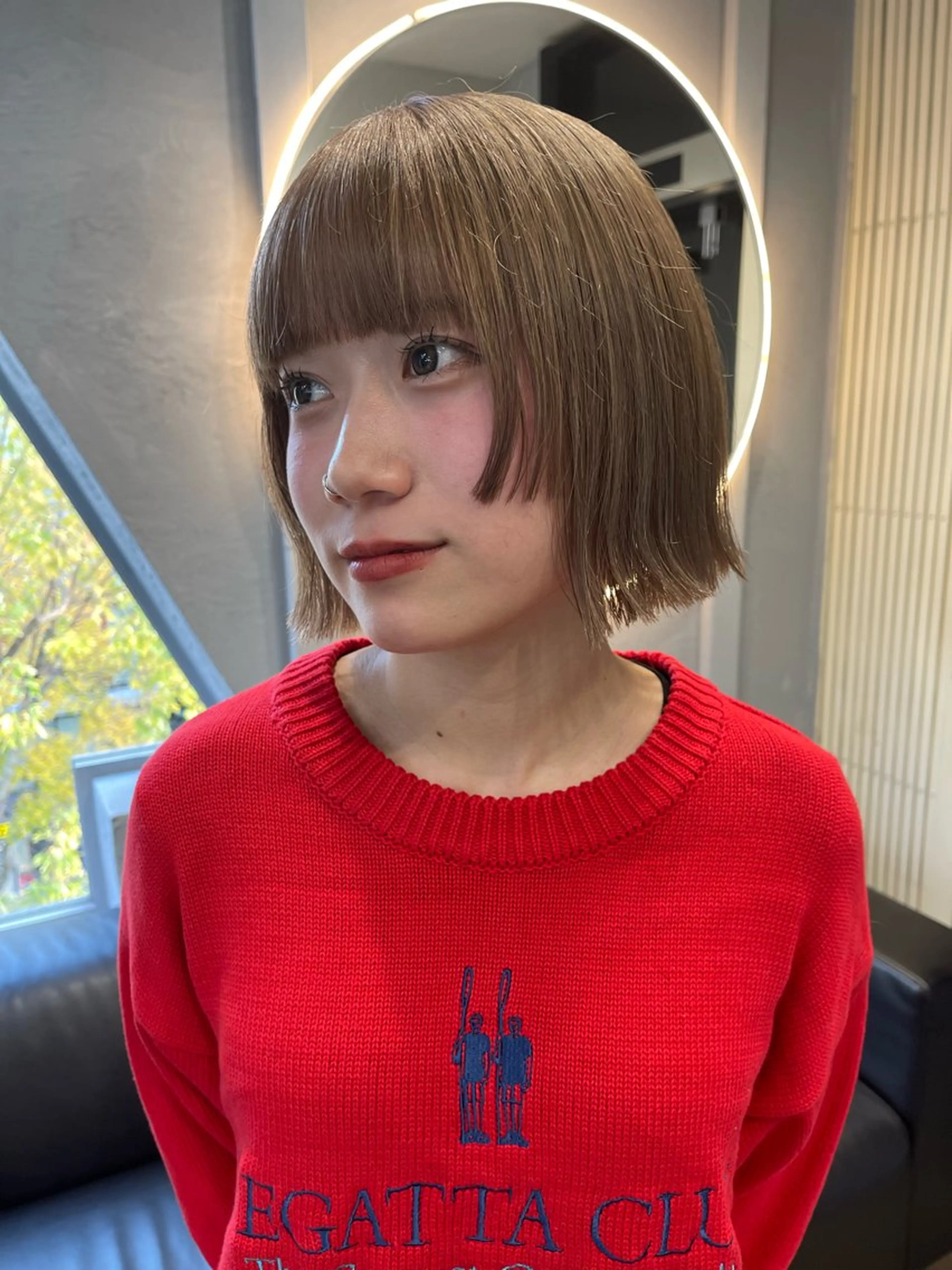 ミディアム カラー ベージュカラー ブリーチ ケアブリーチ デザインカラー ダブルカラー ヘアカラー トリートメント TATSUブリーチ/ ミルクティーベージュのヘアスタイル