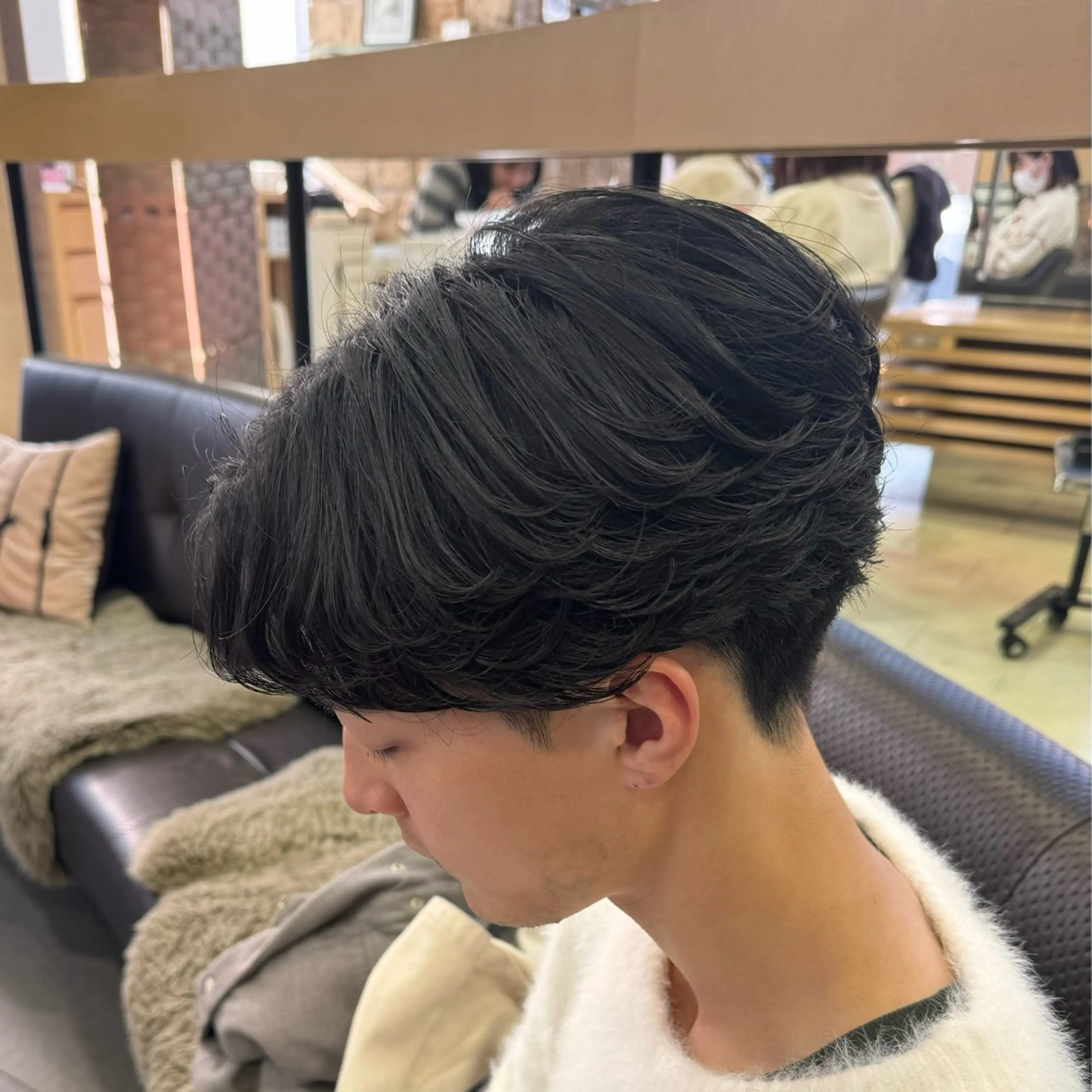 パーマ メンズ カット パーマ 韓国レイヤー/センタ ーパート/坂本翔のヘアスタイル