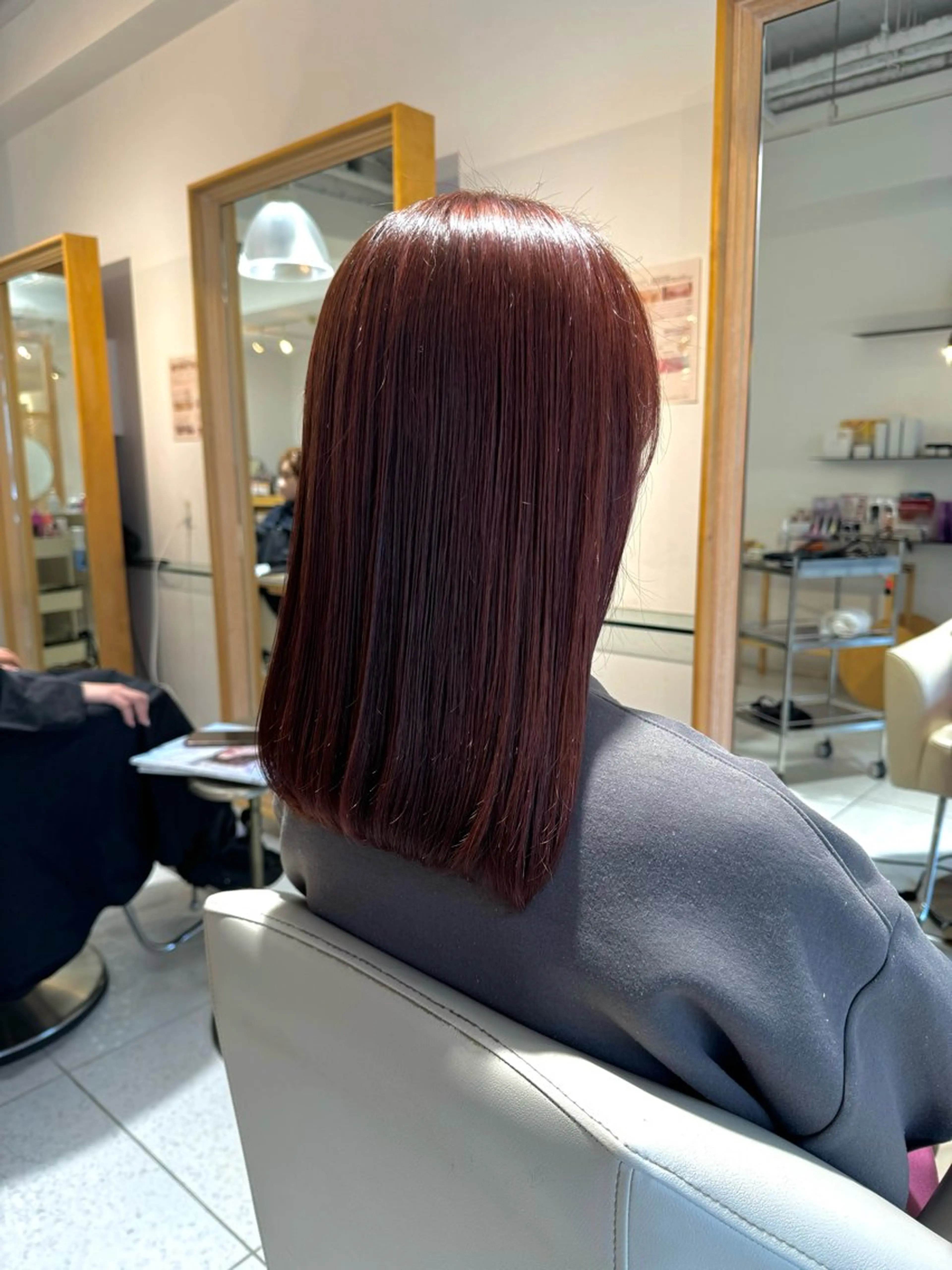 ミディアム ヘアカラー トリートメント 山内 瑞穂のヘアスタイル