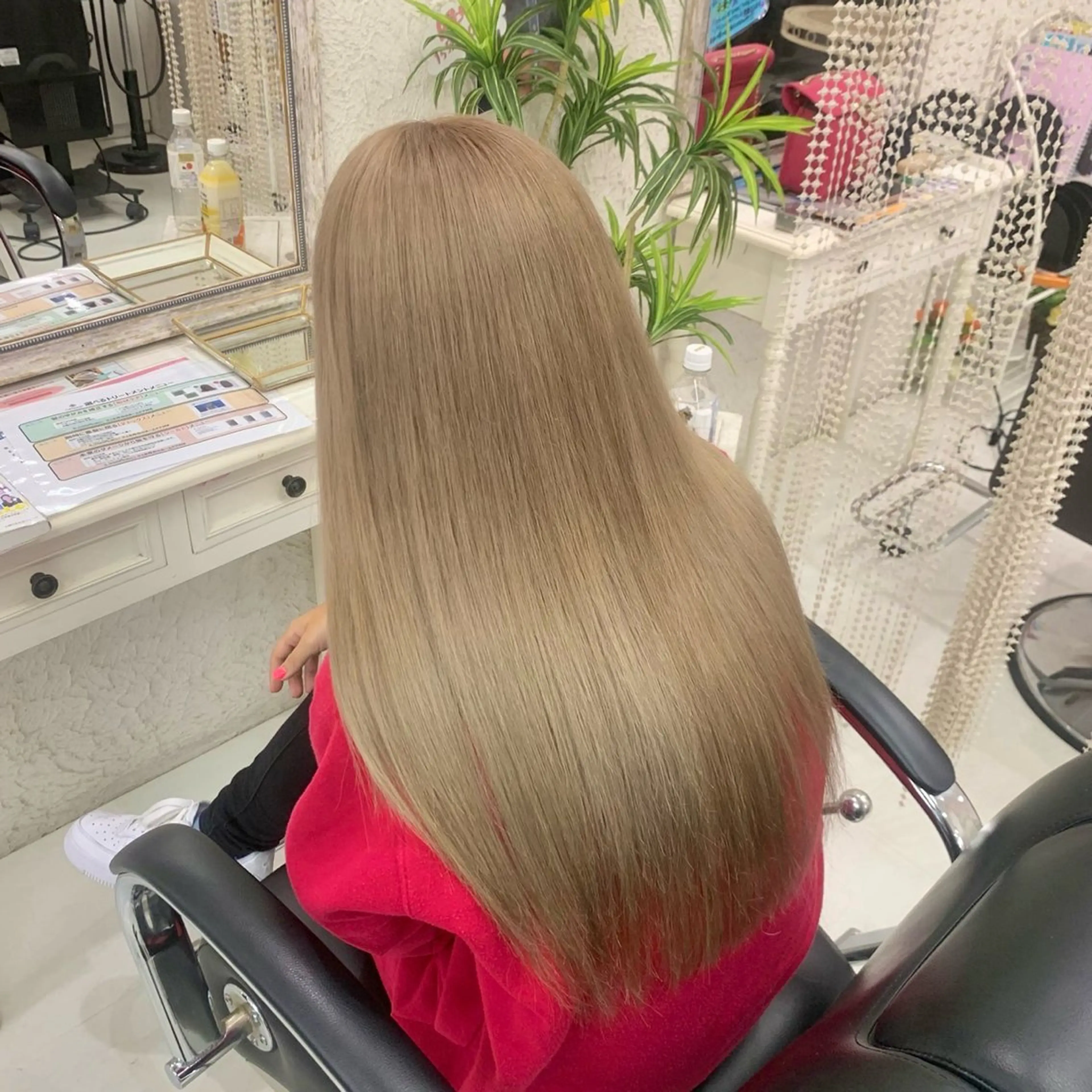 ロング カラー ブリーチ ブラウンカラー ヘアカラー トリートメント カラー職人 🍎IKUMI🍎のヘアスタイル