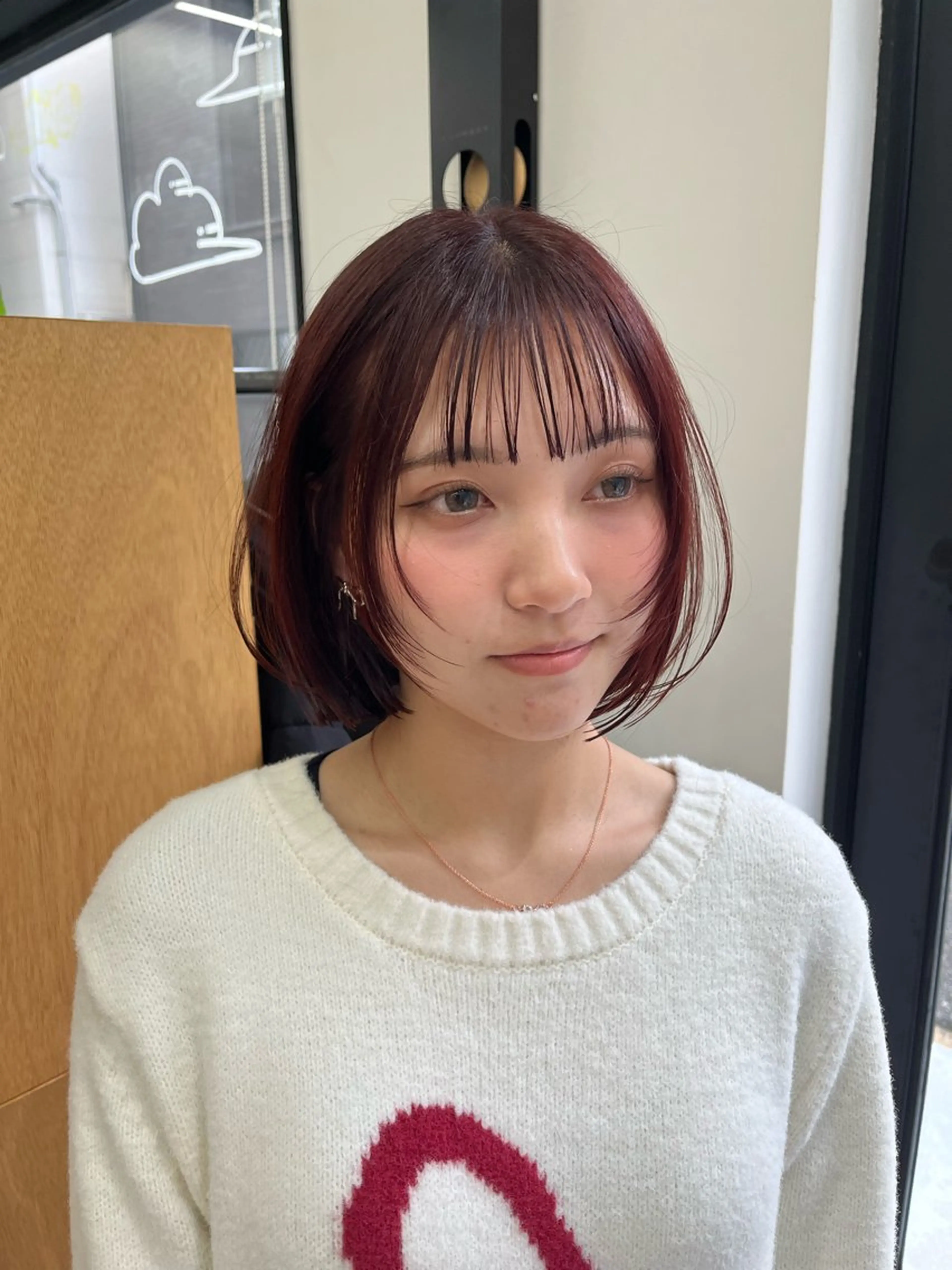 ショート カラー ブリーチ 透明感カラー ブリーチなしカラー レッドカラー カット ヘアカラー miyu /レイヤー/ブリーチのヘアスタイル