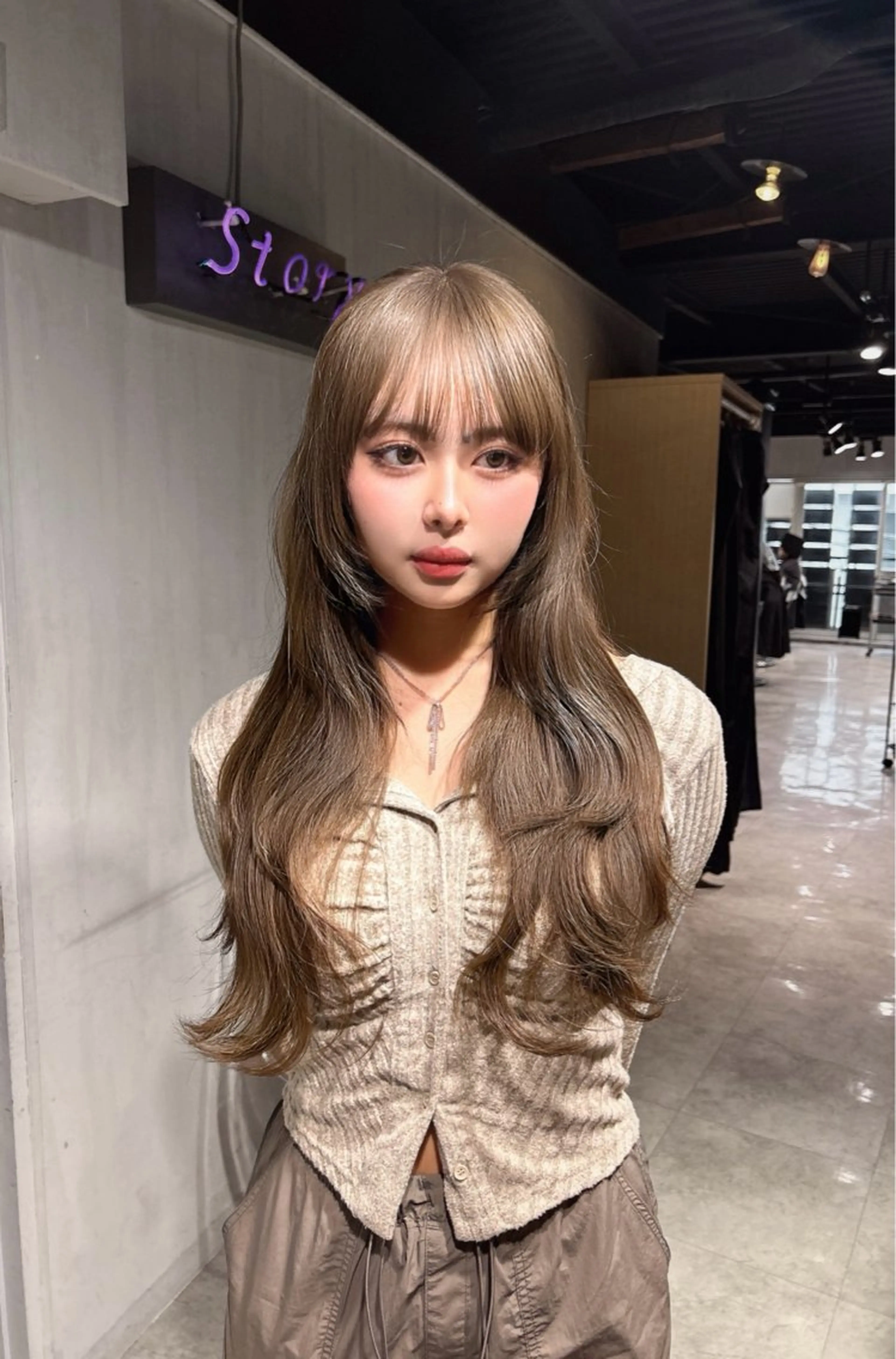 ロング 韓国風カラー 姫カット 韓国風ヘア レイヤーカット ワンホンレイヤー MEI🎀垢抜けカラ ー🎀韓国styleのヘアスタイル