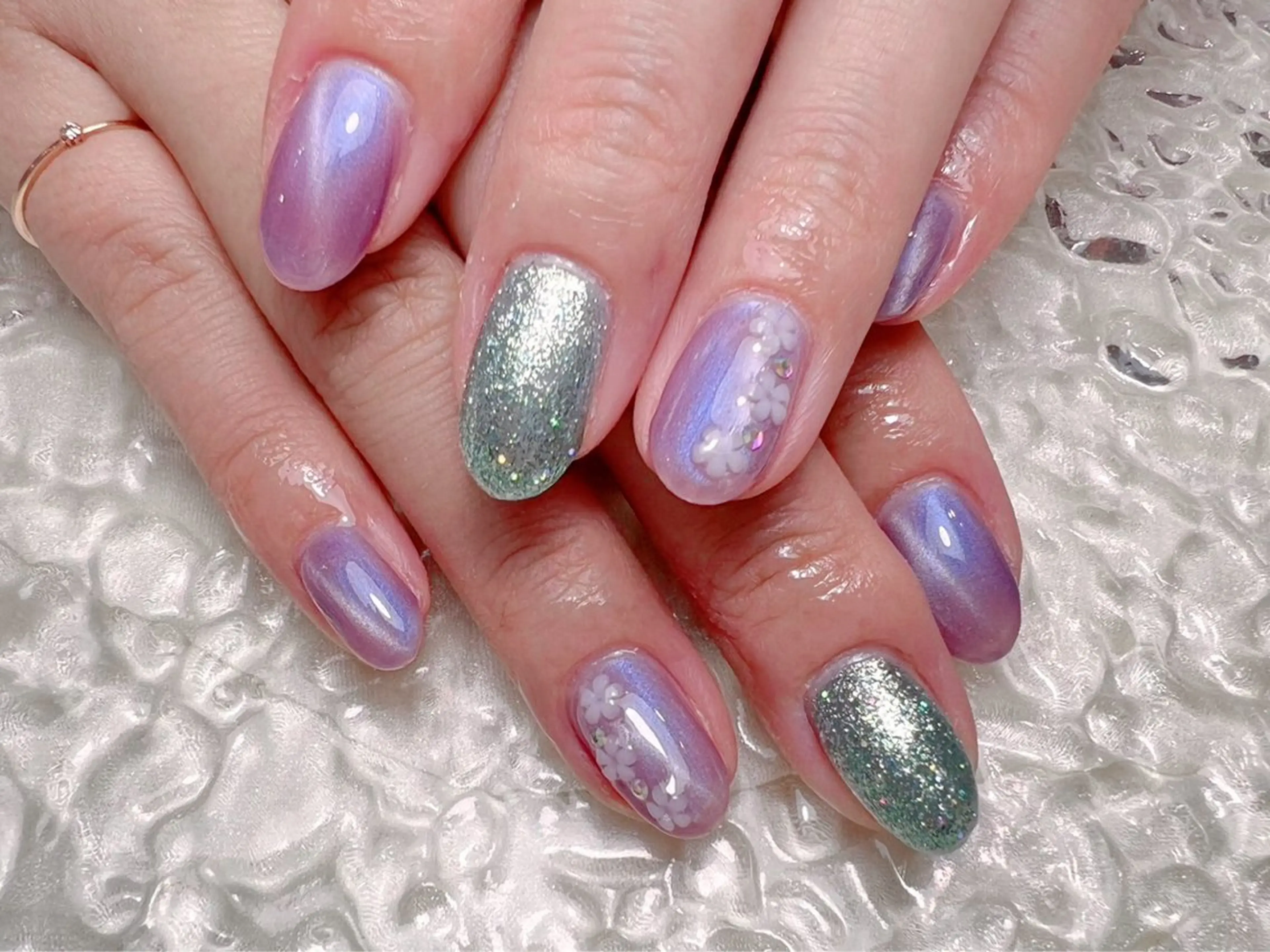 ネイル ハンドネイル マジックミラー所属・マジック ミラーのネイルデザイン