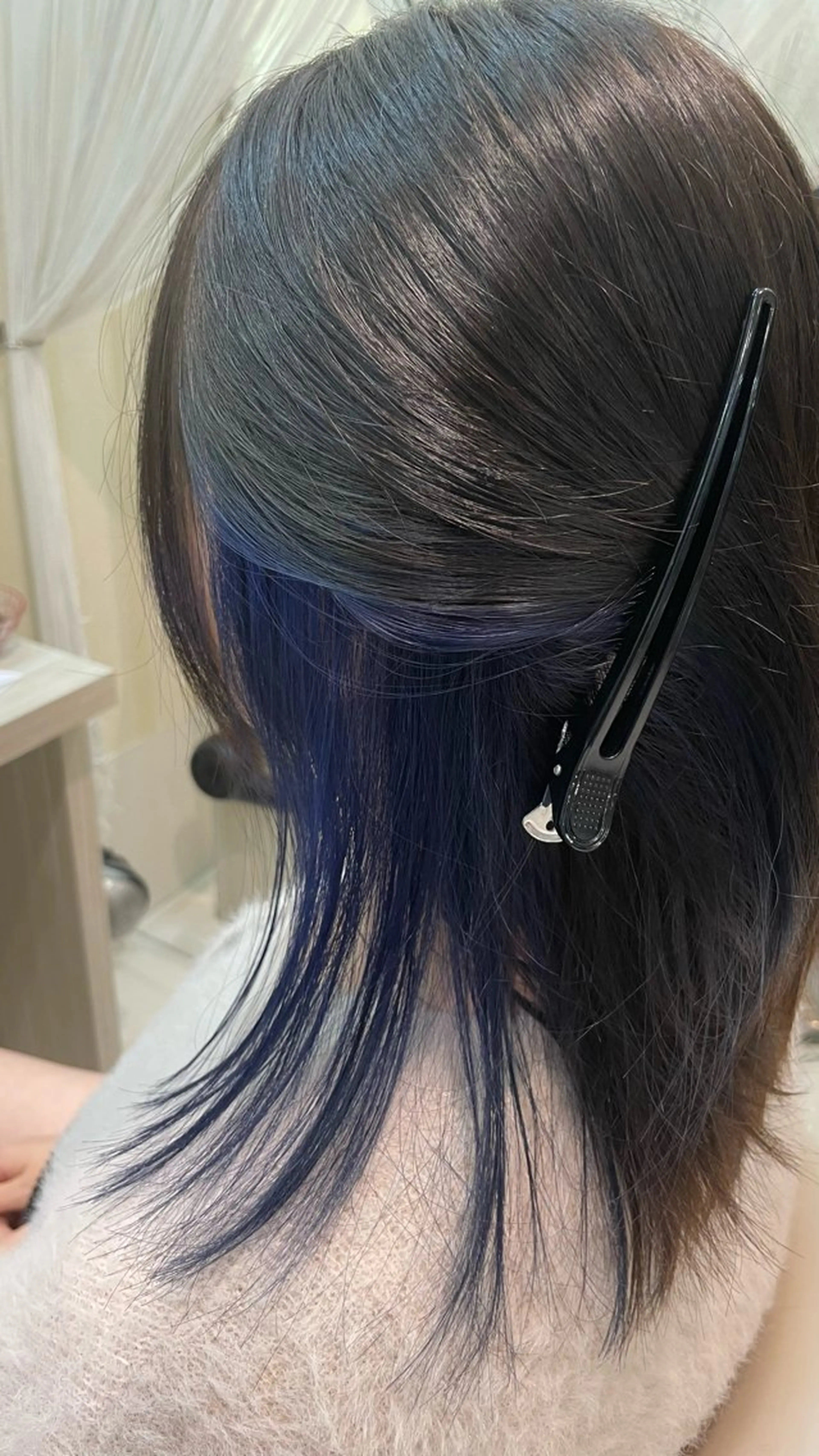 ミディアム カラー イヤリングカラー ネイビーカラー 🎨 SHIORI🥀のヘアスタイル