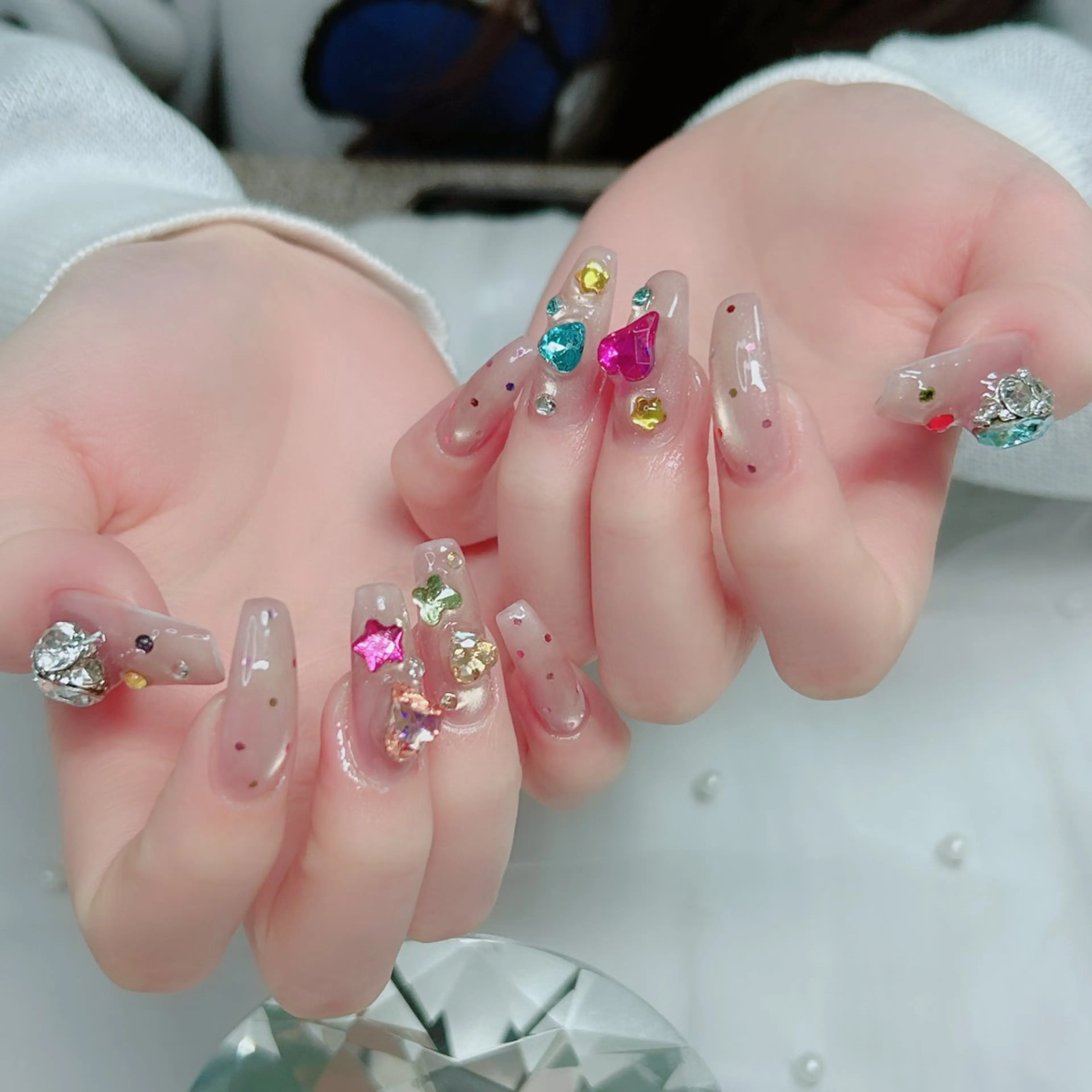 ネイル オーロラネイル ミラーネイル オフィスネイル ワンカラーネイル シンプルネイル ハンドネイル Cute Tips nailのネイルデザイン