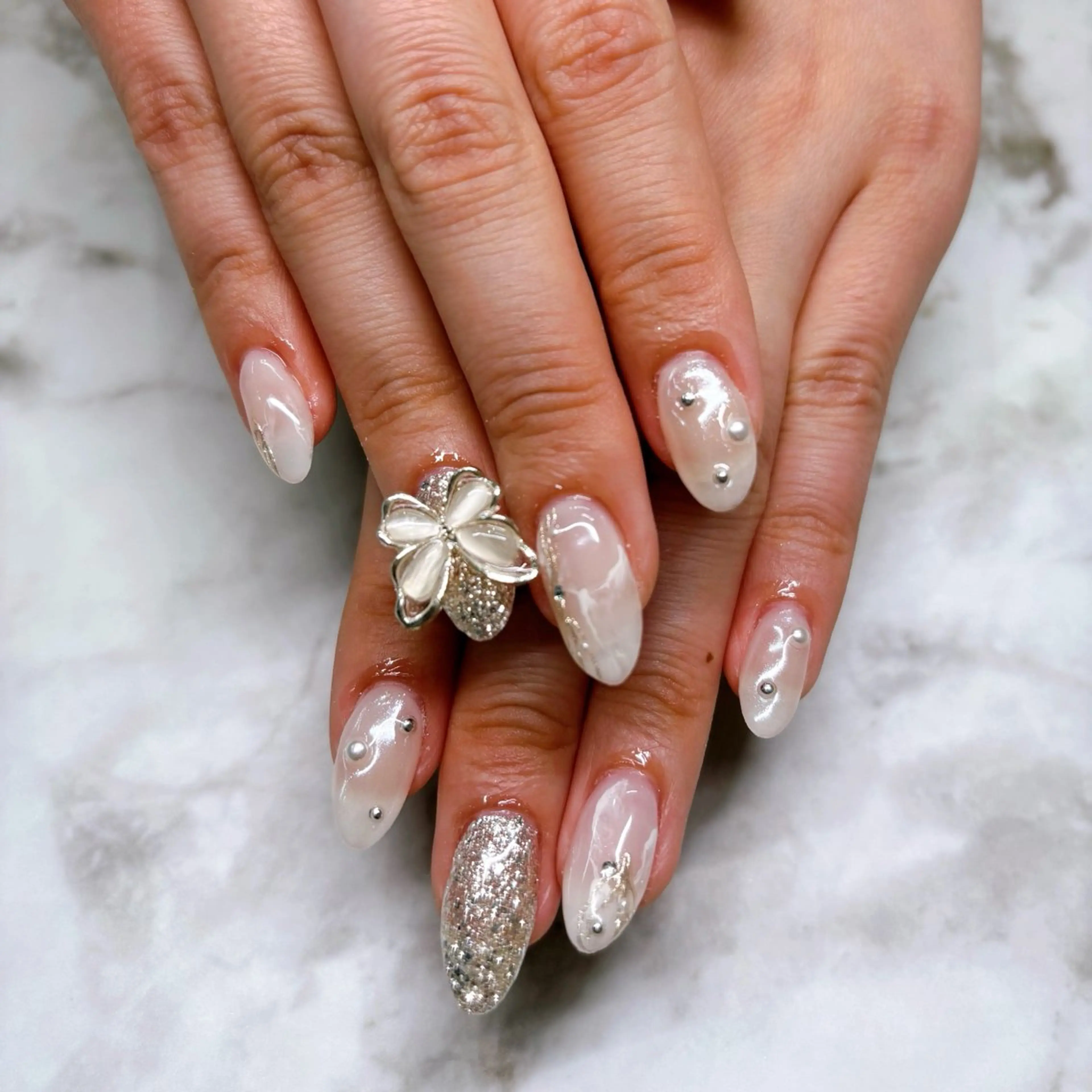 ネイル ブライダルネイル ハンドネイル Lani🌈Nail Konatsuのネイルデザイン