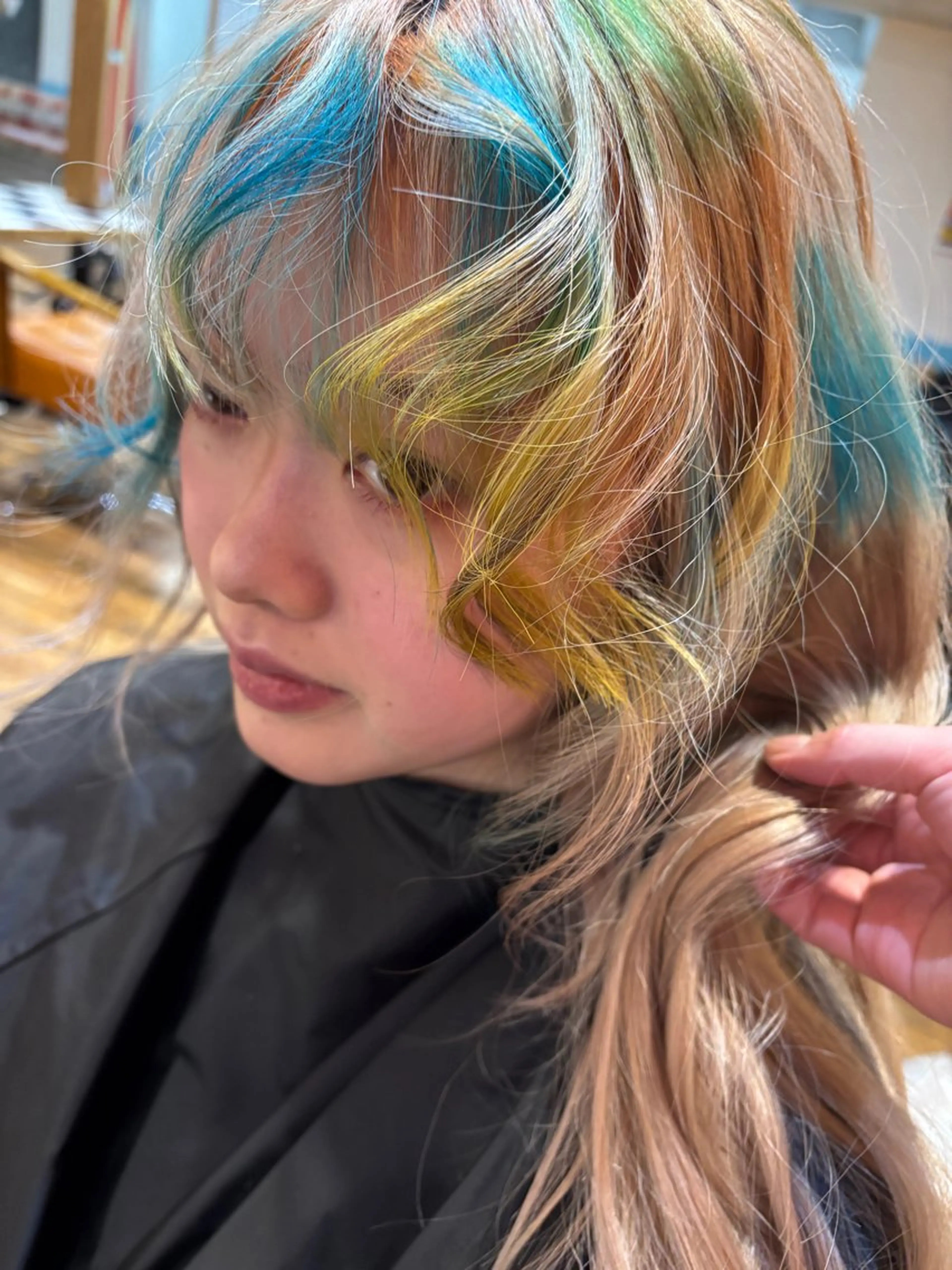 【ご新規様限定🎀】ブリーチ（リタッチブリーチ）＋デザインカラー＋3step トリートメントの写真