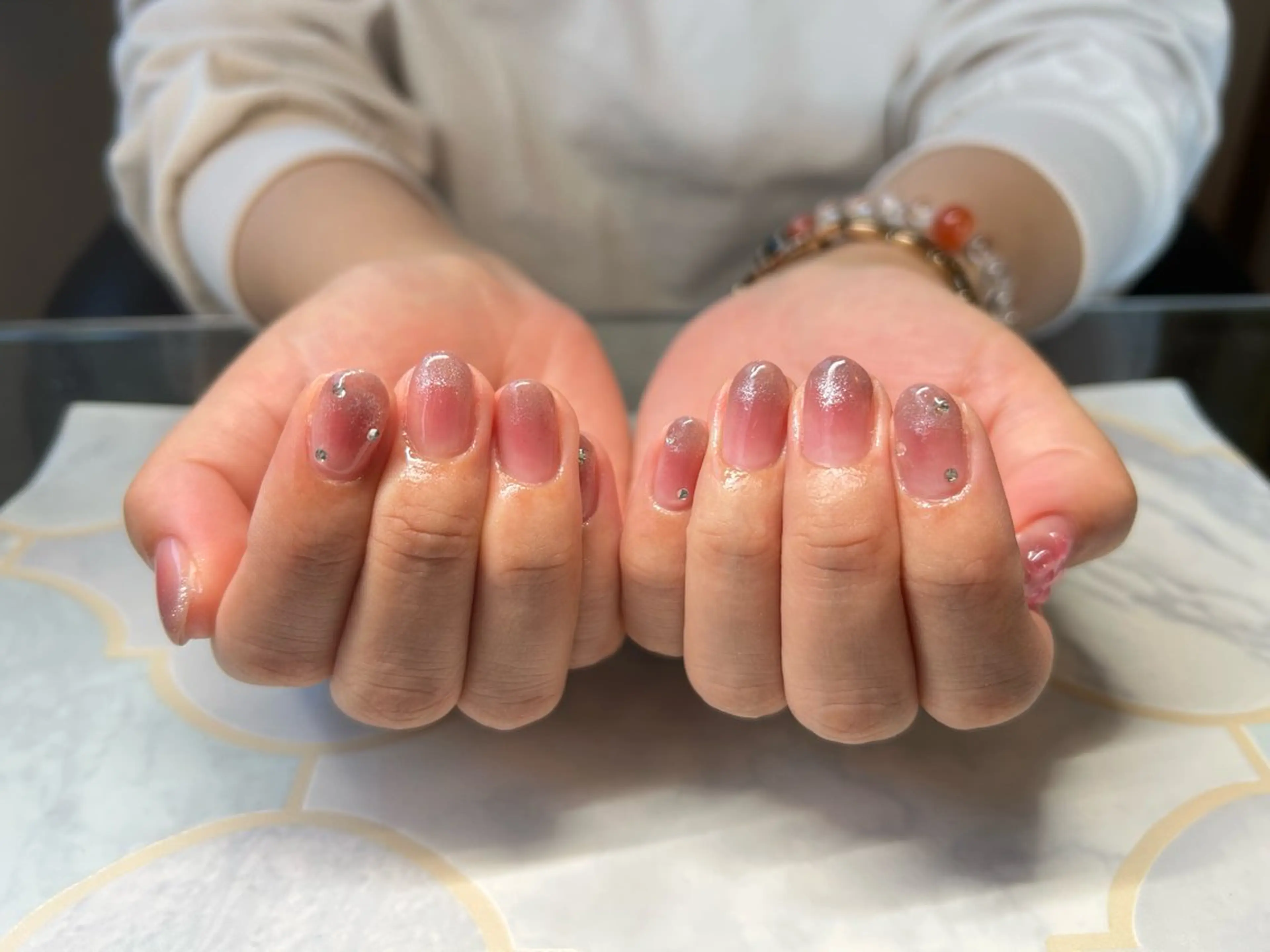 ネイル チークネイル マグネットネイル ハンドネイル Lisa’s Salonのネイルデザイン