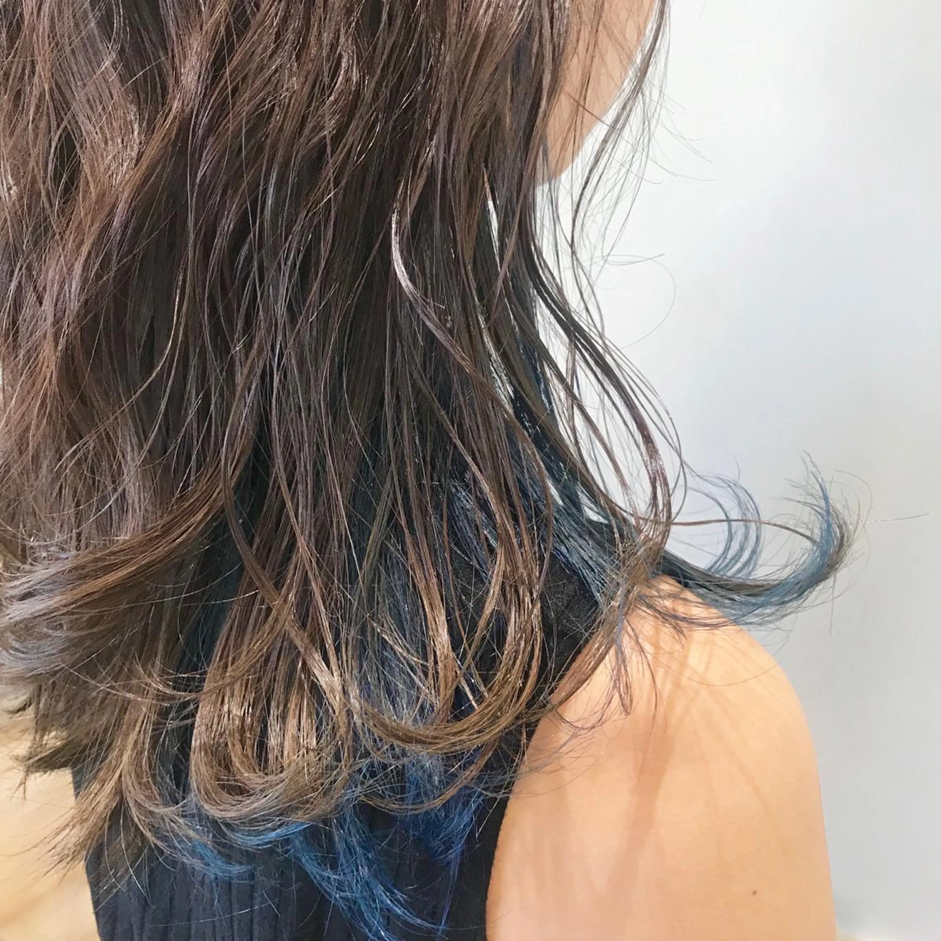 ロング カラー スナコザワ レナのヘアスタイル