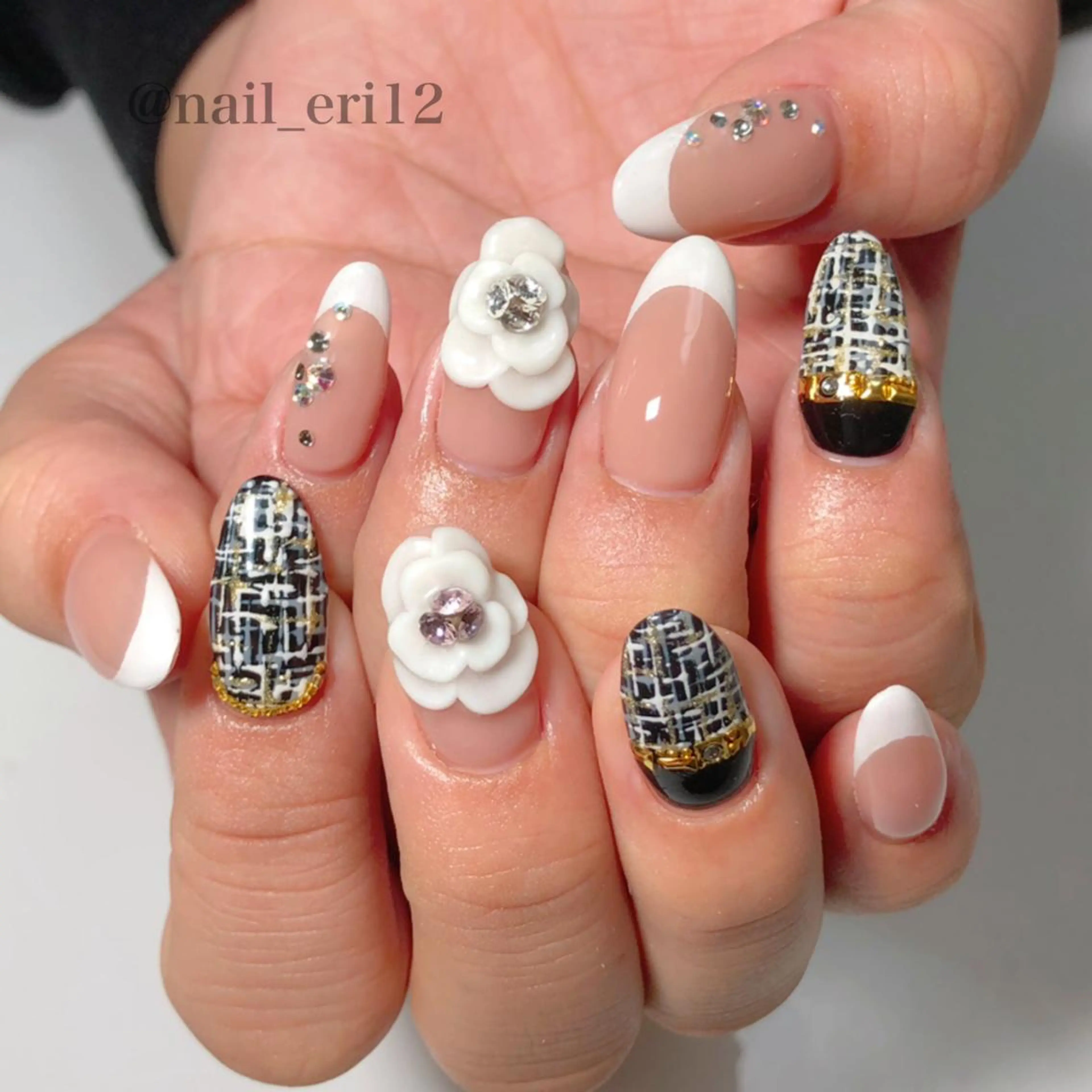 ミディアム ネイル nail salon &e eriのネイルデザイン