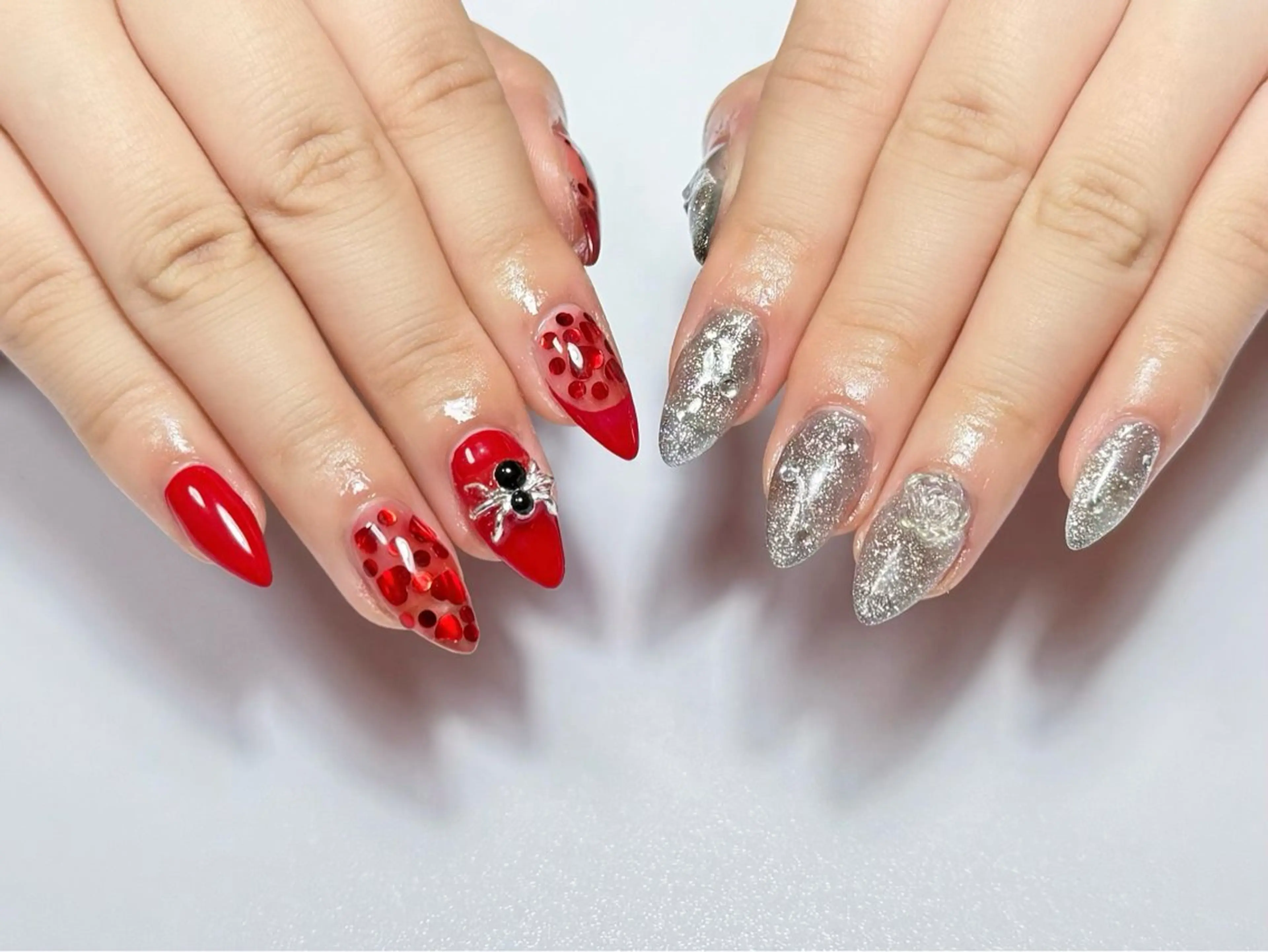 ネイル アートネイル ハート キラキラネイル 持ち込み Chicchi 加茂宮駅徒歩3分のネイルデザイン