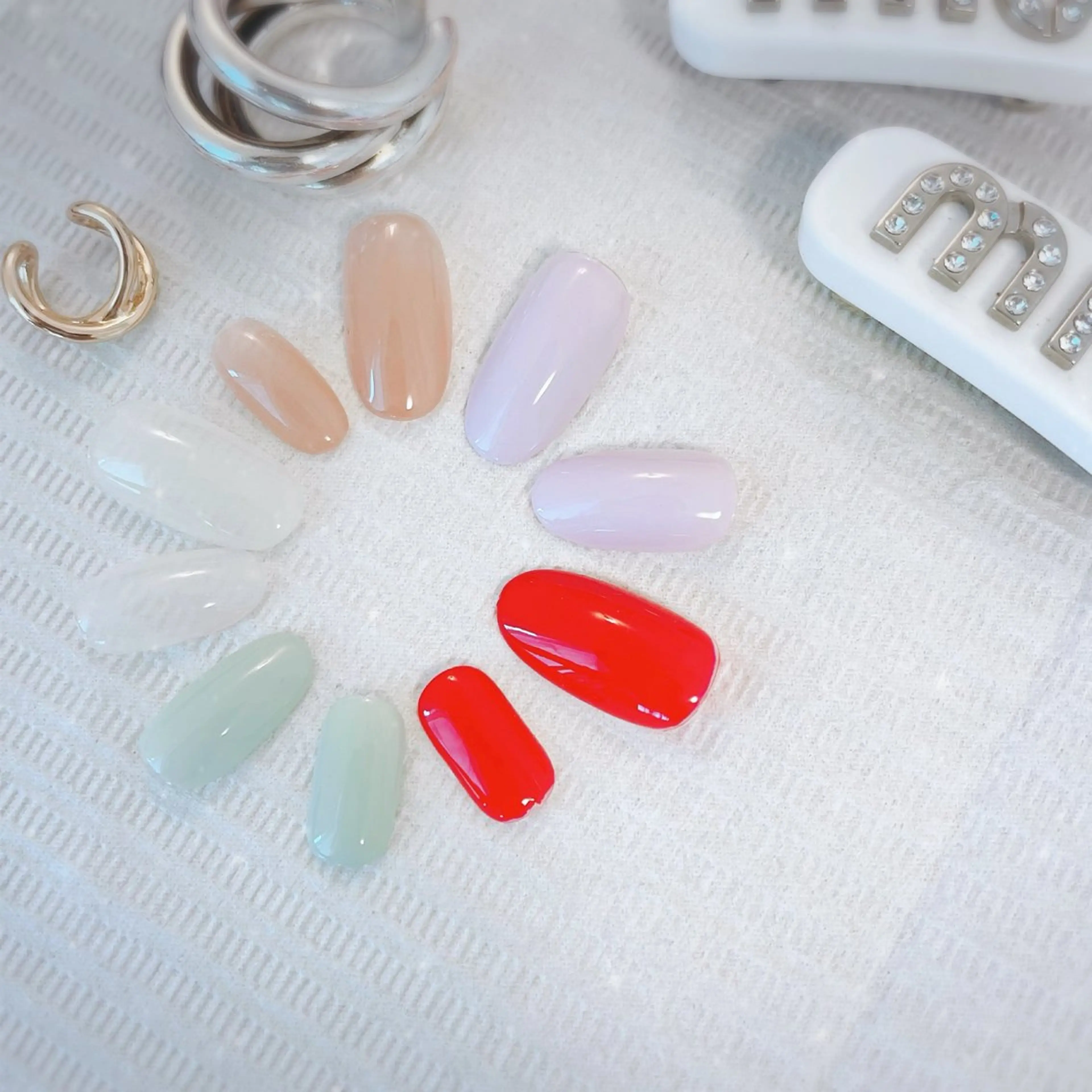 【美爪ケア付き】Handジェルワンカラー※マグネット不可ジェルオフ有り※パーツや埋め尽くし付きの方はご予約ご遠慮くださいの写真