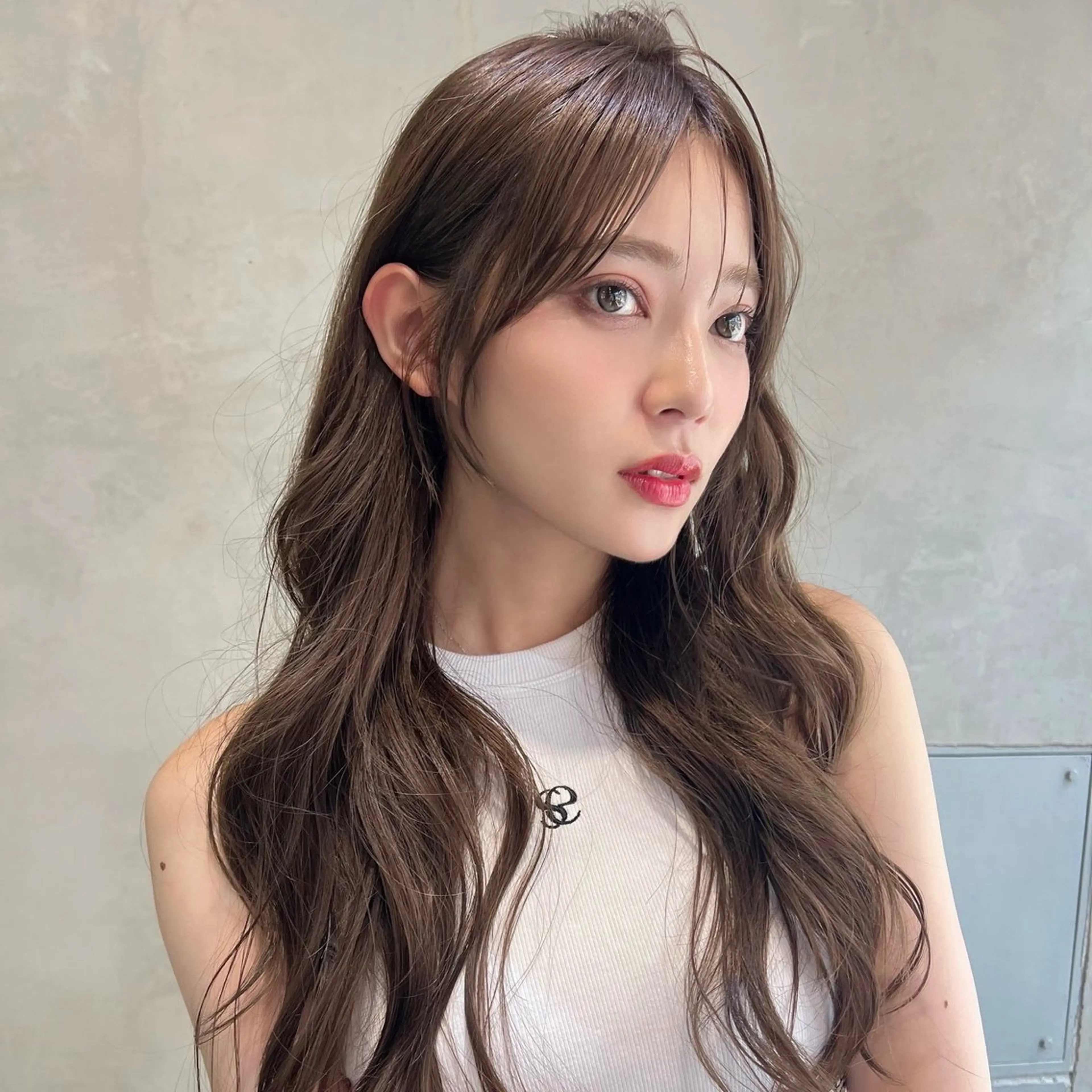 ロング カラー カット ヘアカラー トリートメント 韓国ヘア/髪質改善/ レイヤー/ブラウンのヘアスタイル