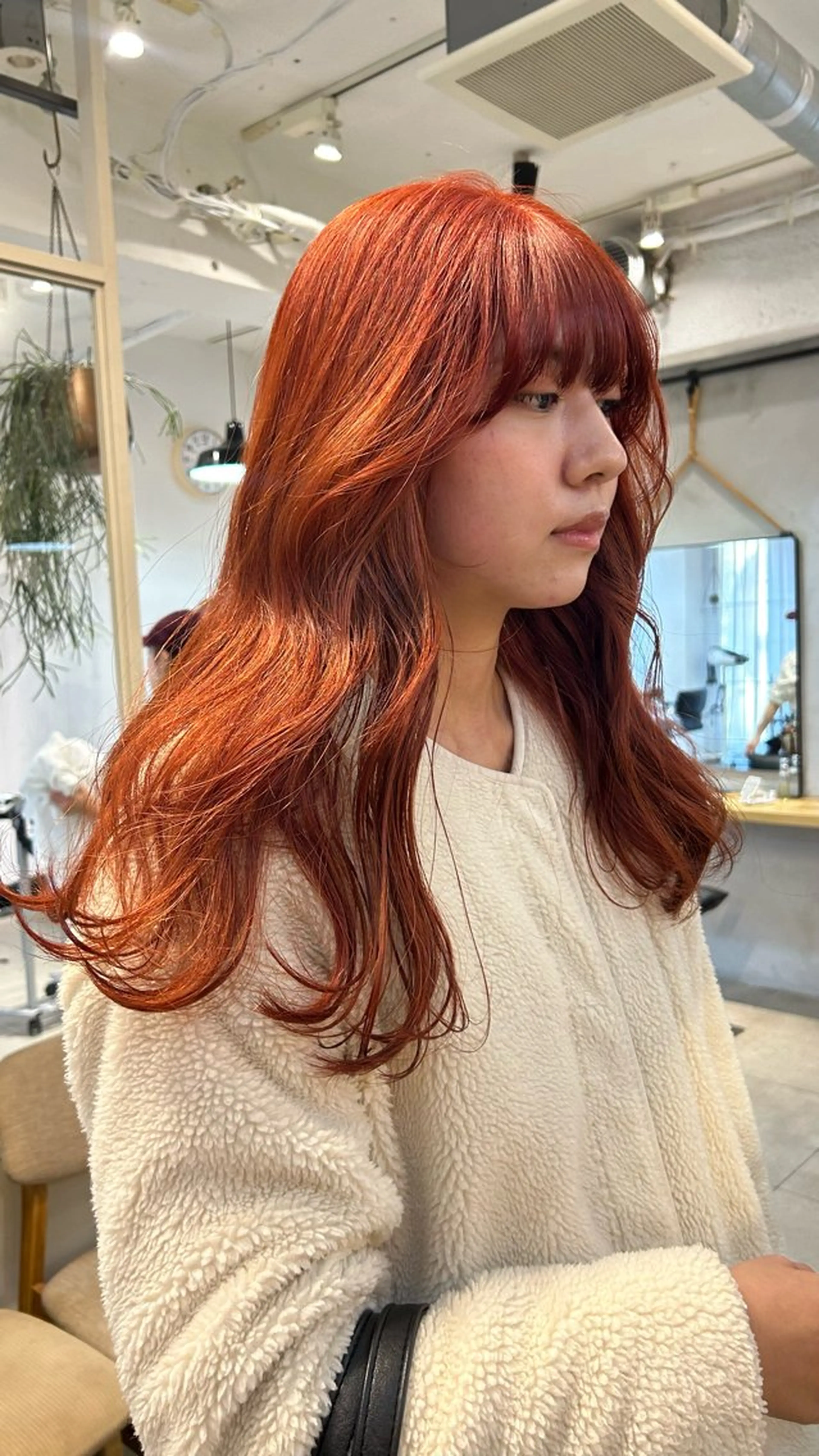 セミロング カラー ヘアカラー じゅわっと暖色カラー 🍊Moemiのヘアスタイル