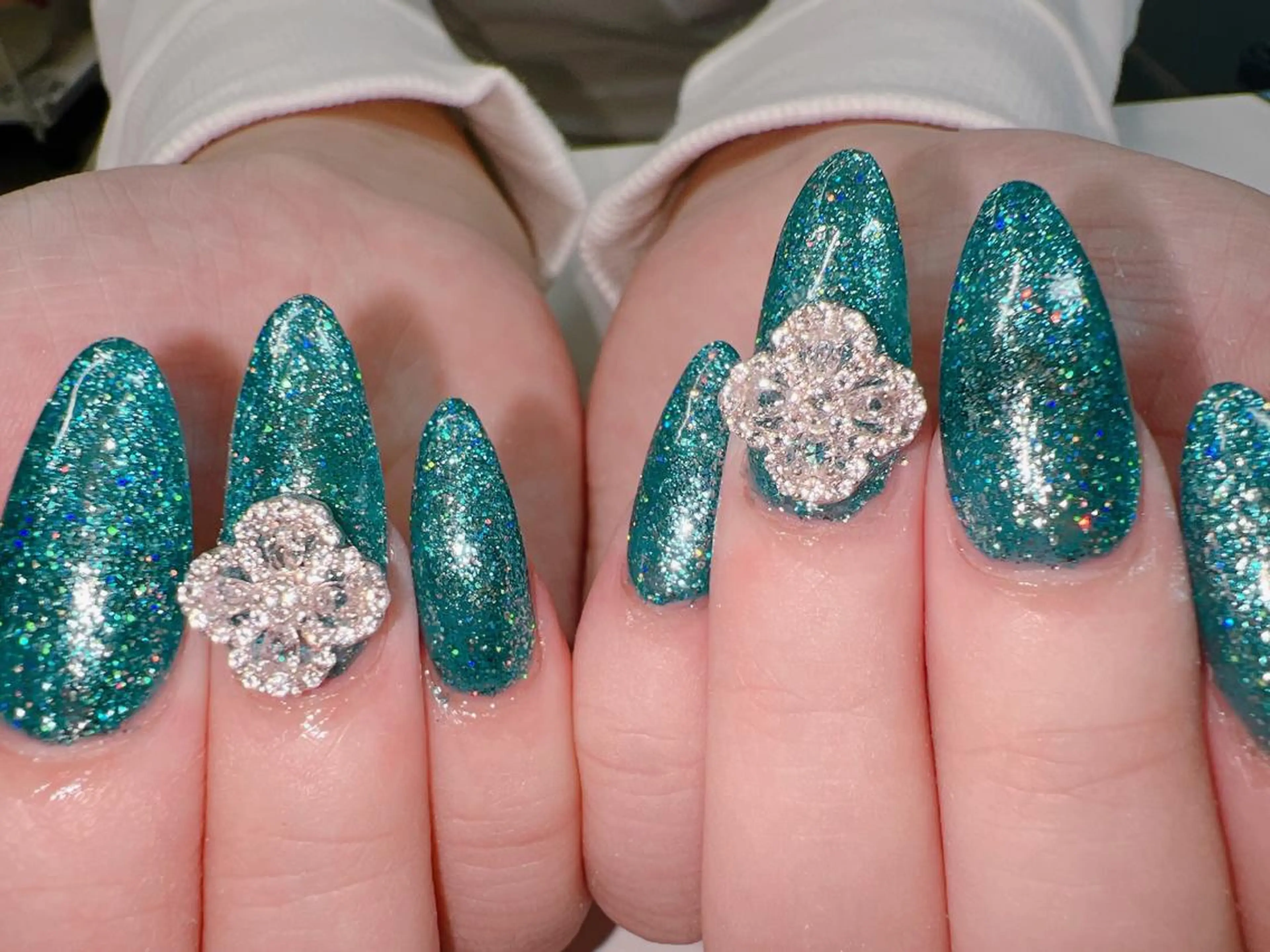 ネイル ハンドネイル Nail Salon L'arc所属・💊大阪/心斎橋 moni🧠のネイルデザイン