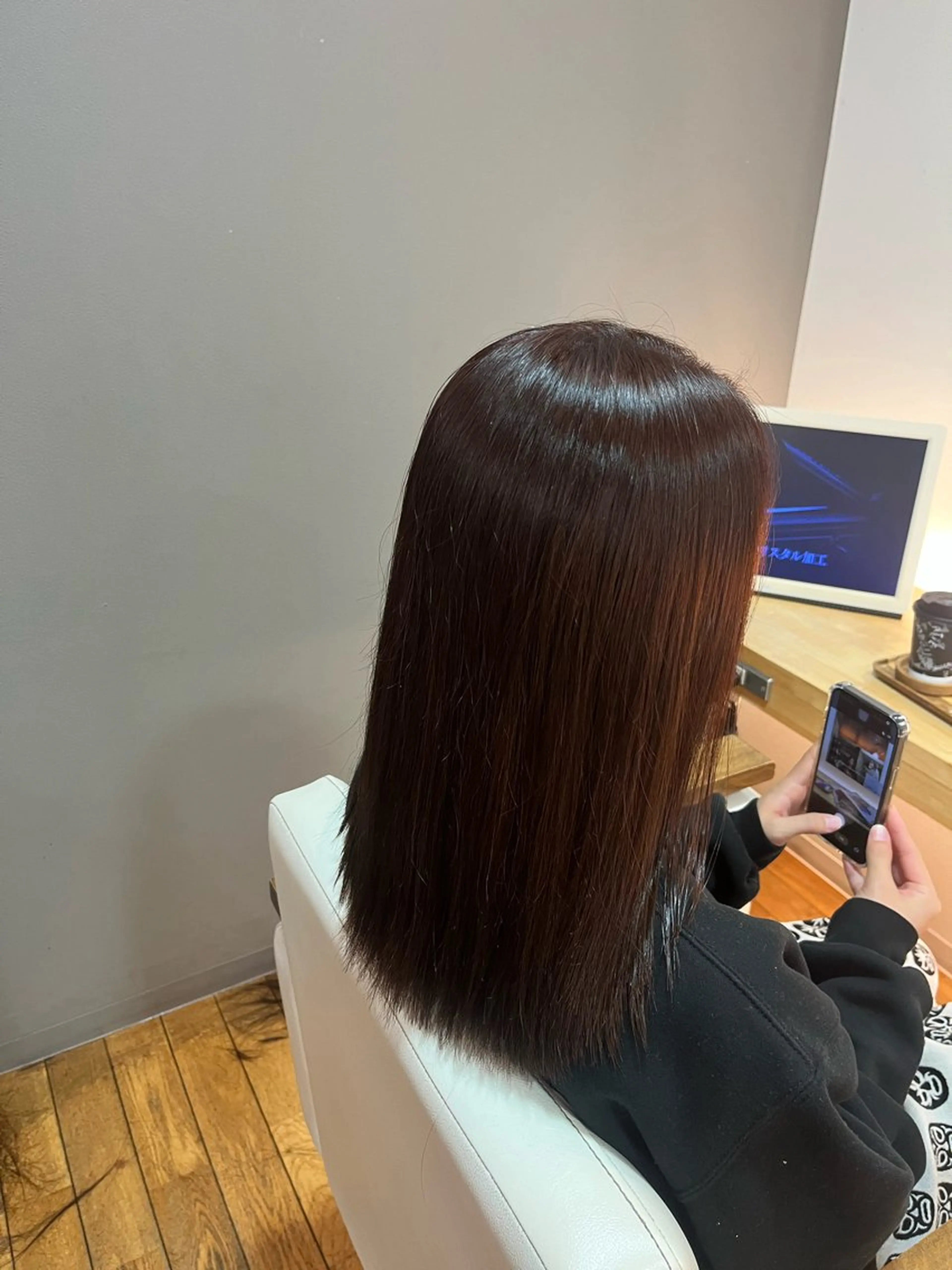 セミロング カラー カット ヘアカラー 大瀬 敬子🌿のヘアスタイル