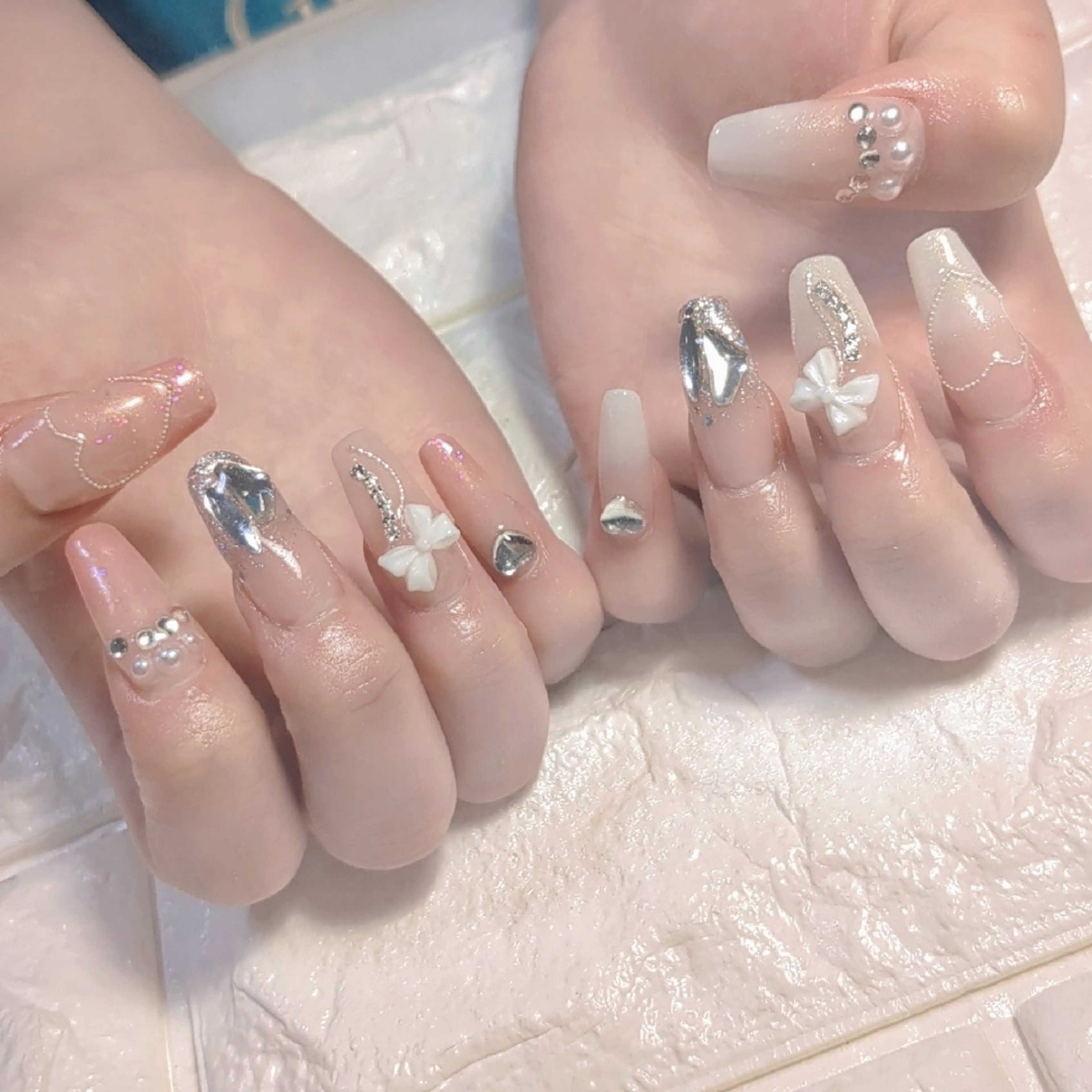 ネイル ハンドネイル E·U·B ネイル所属・横浜市中区曙町 E·U·Bネイルのネイルデザイン