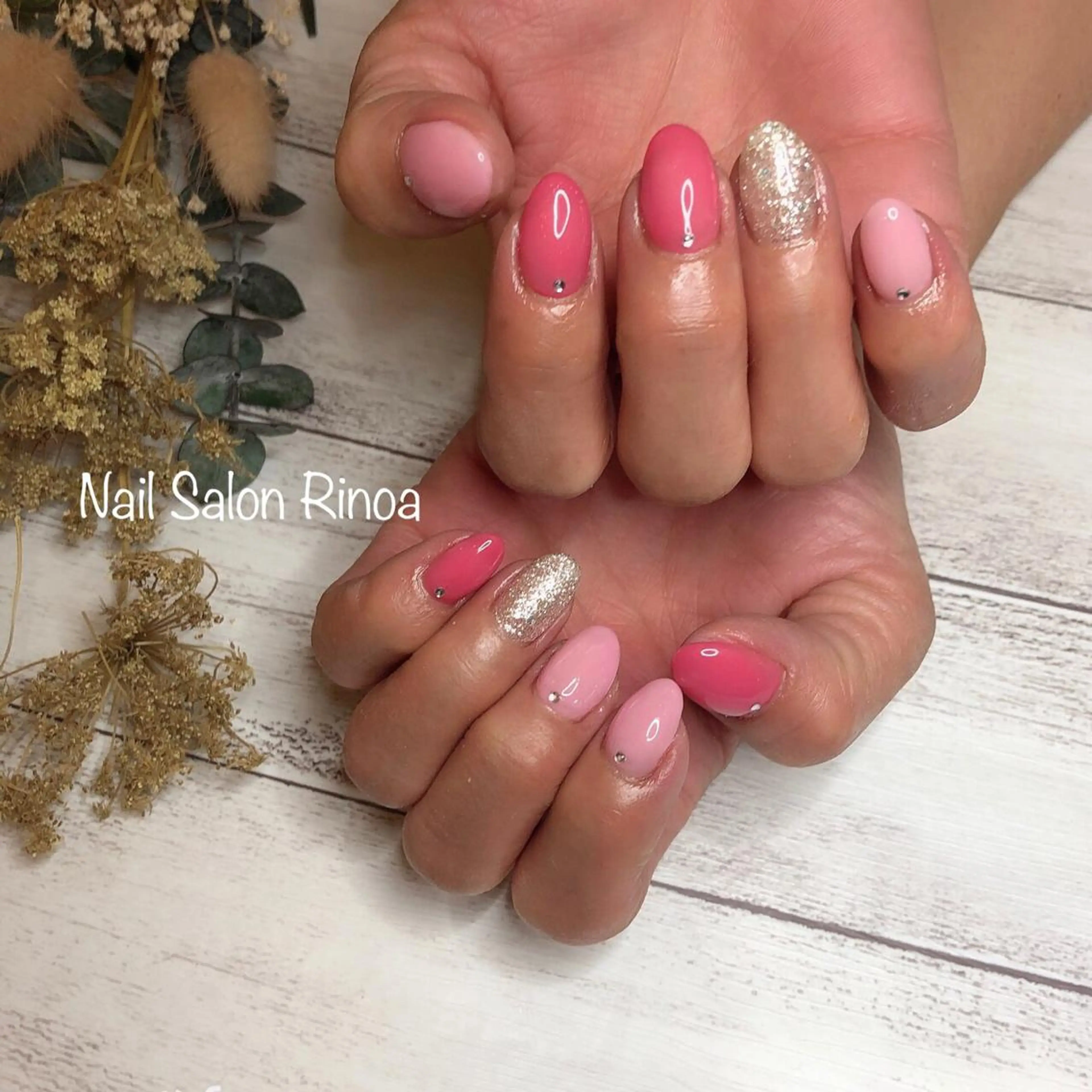 ネイル ストーンネイル ハンドネイル フットネイル Nail Salon Rinoaのネイルデザイン