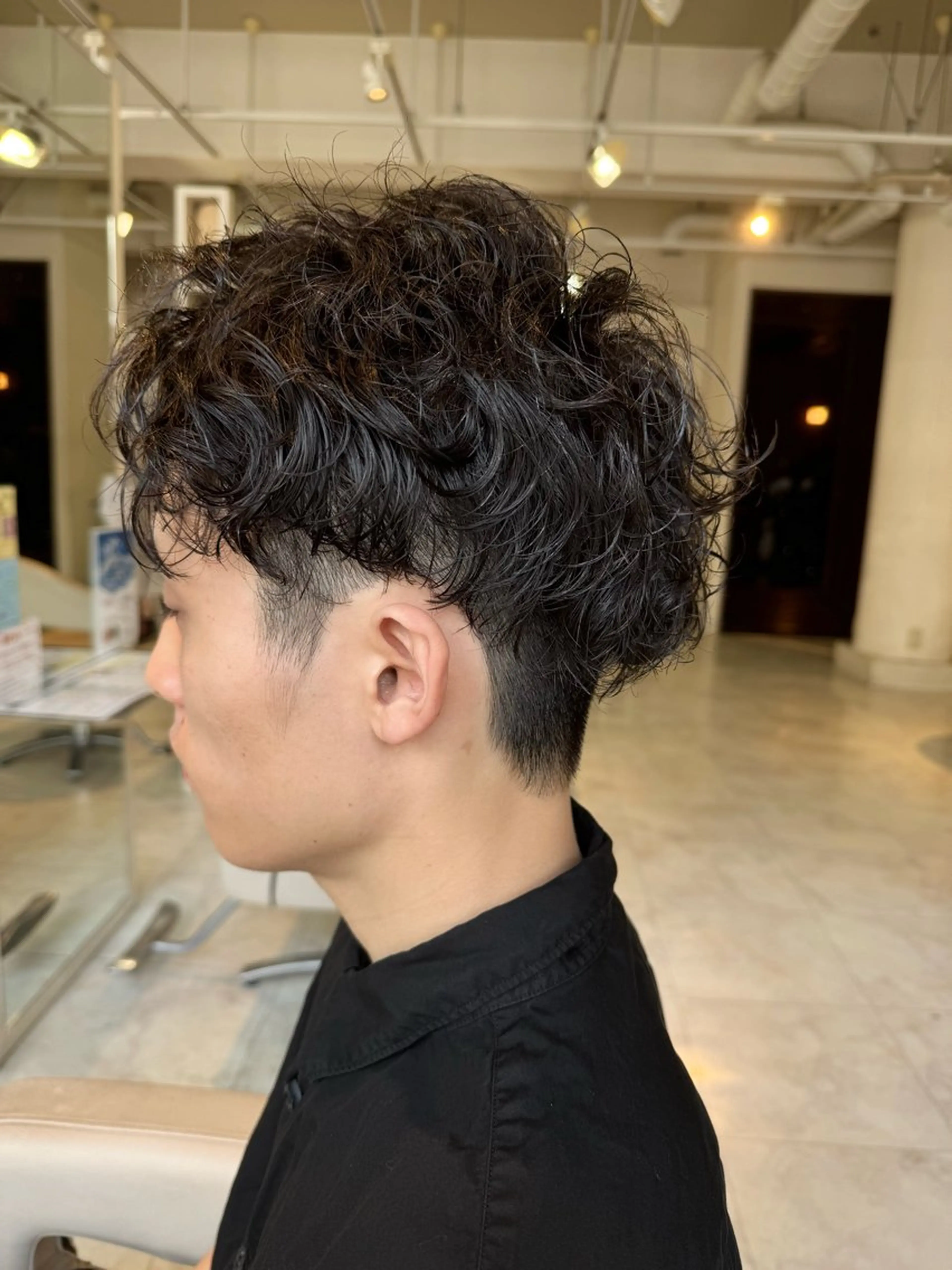 メンズ カット パーマ トリートメント 本田 卓也のヘアスタイル