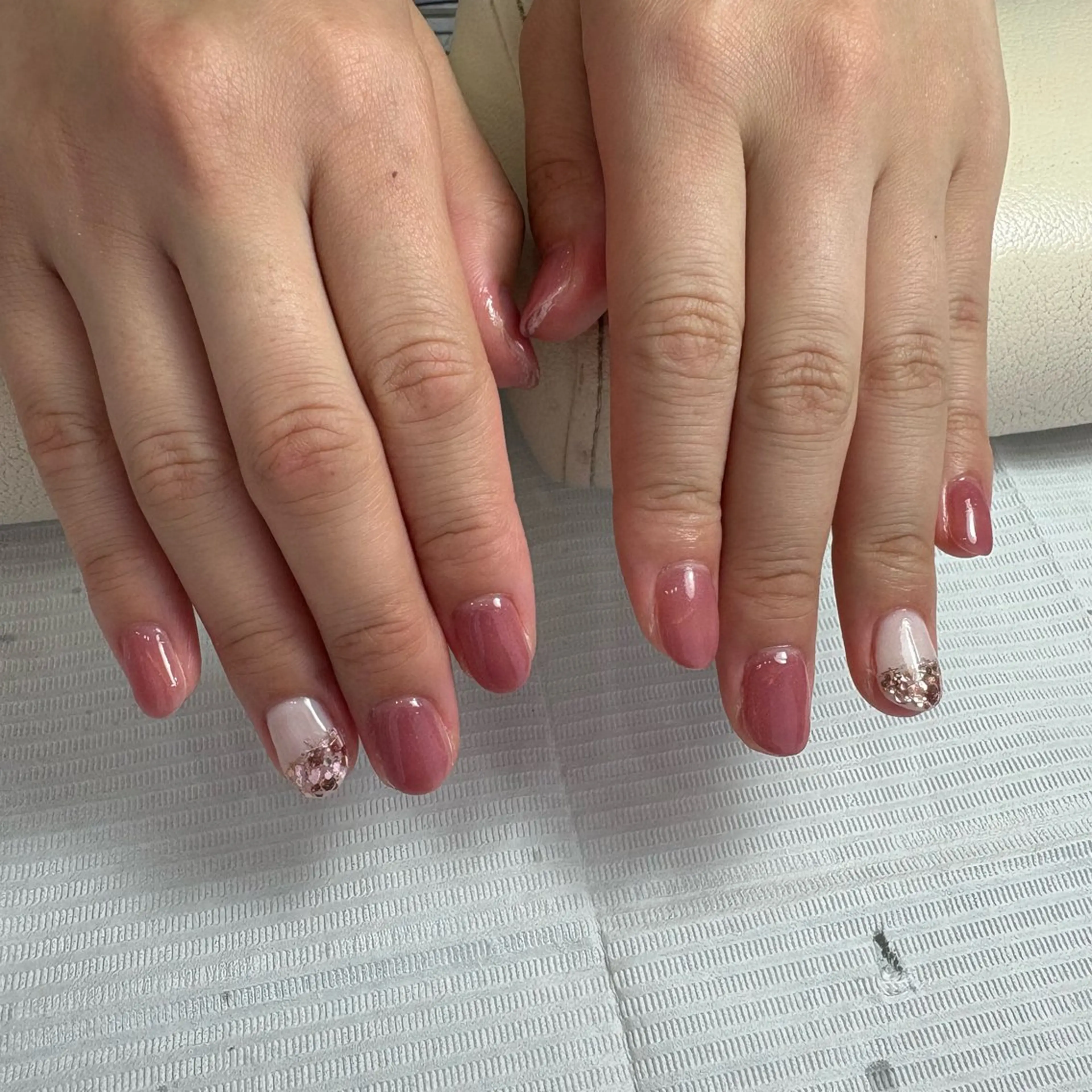 ネイル シンプルネイル アッカスタイル所属・アッカスタイル 天野のネイルデザイン