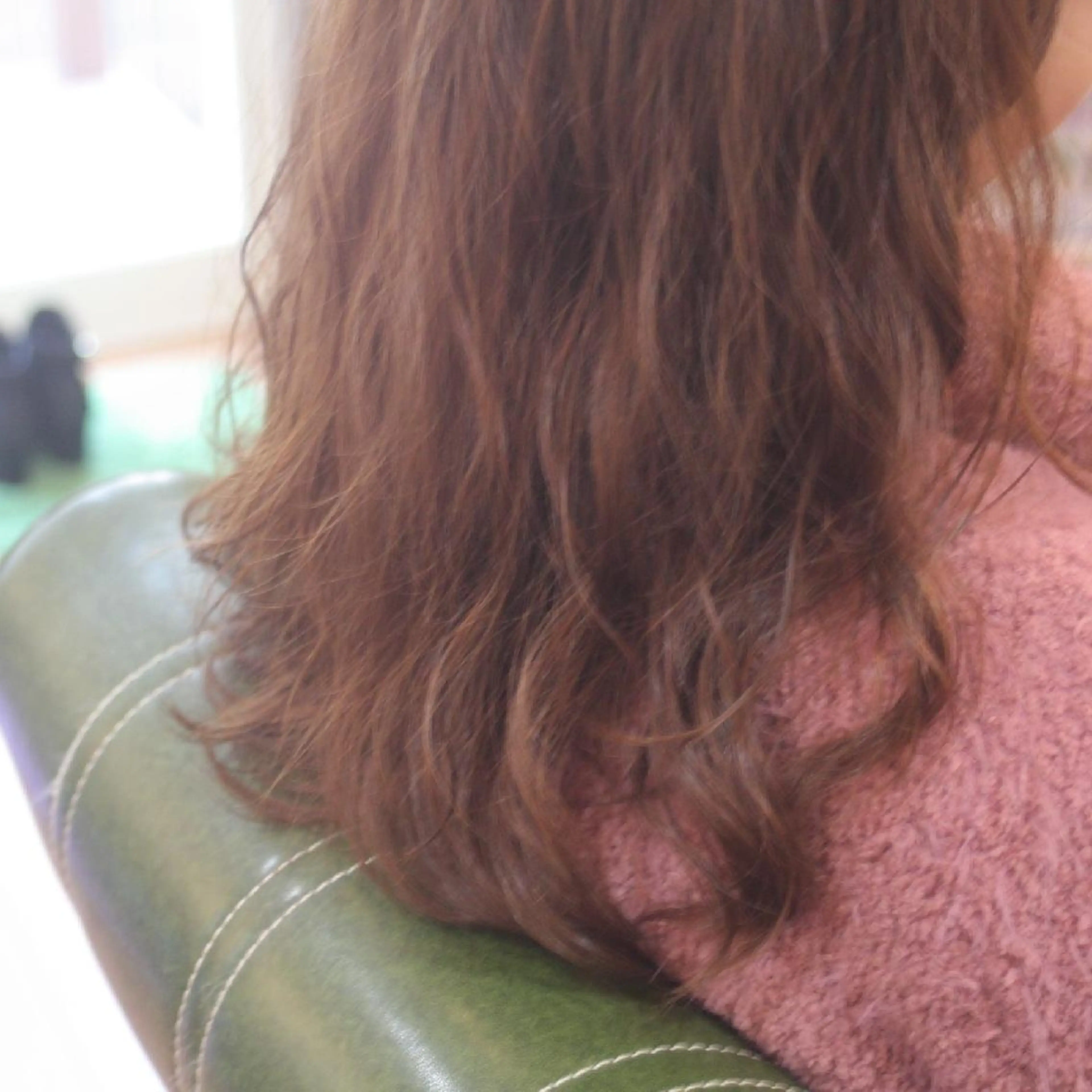 パーマ セミロング 片岡 賢次のヘアスタイル