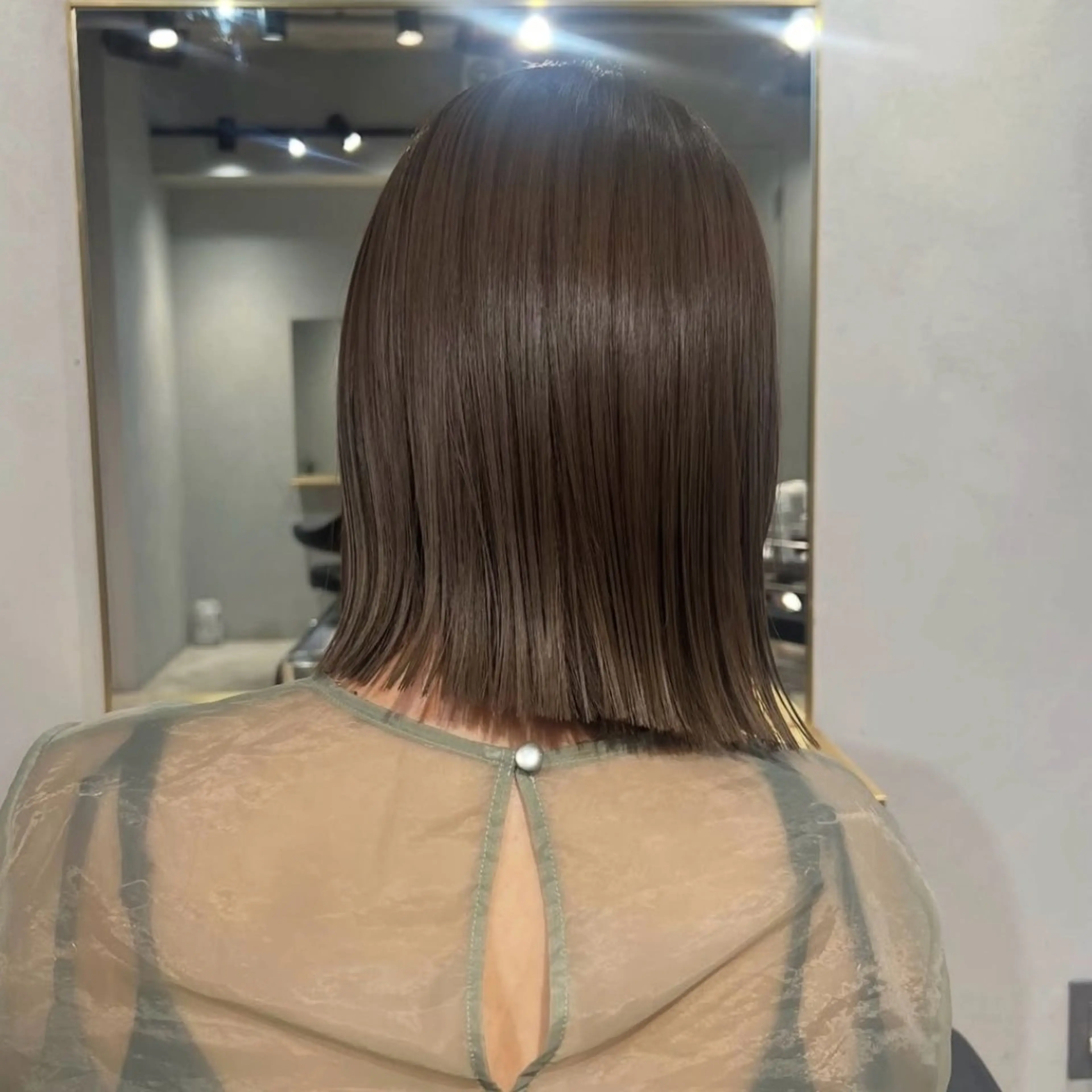 ミディアム カラー ベージュカラー ブラウンカラー ブラウンベージュ カット ヘアカラー トリートメント akane/ベージュ /オリーブ/ブラウンのヘアスタイル