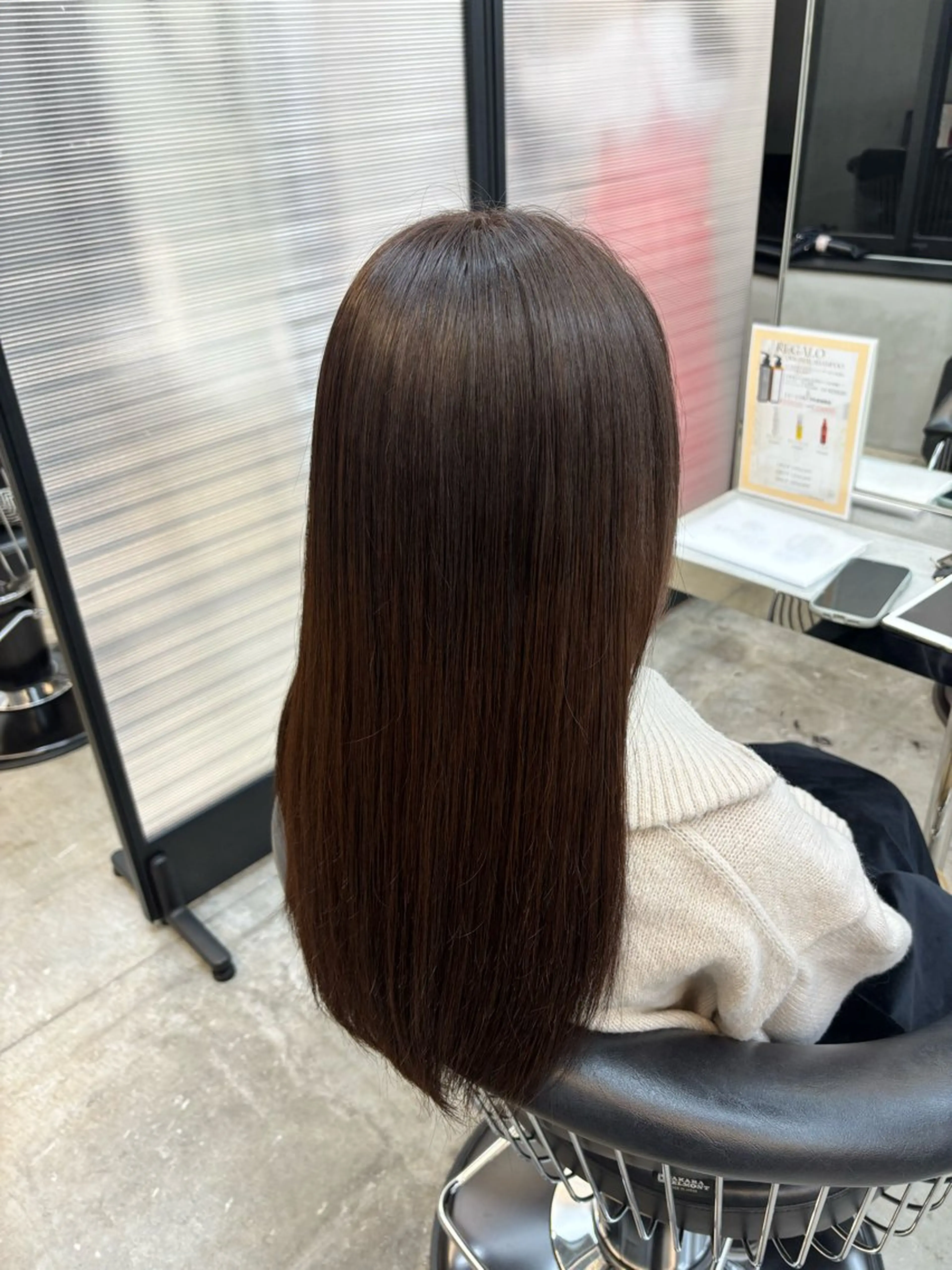 ロング カラー ブラウンカラー チョコレートブラウン 🌷艶感カラー🌷 富施　優花のヘアスタイル