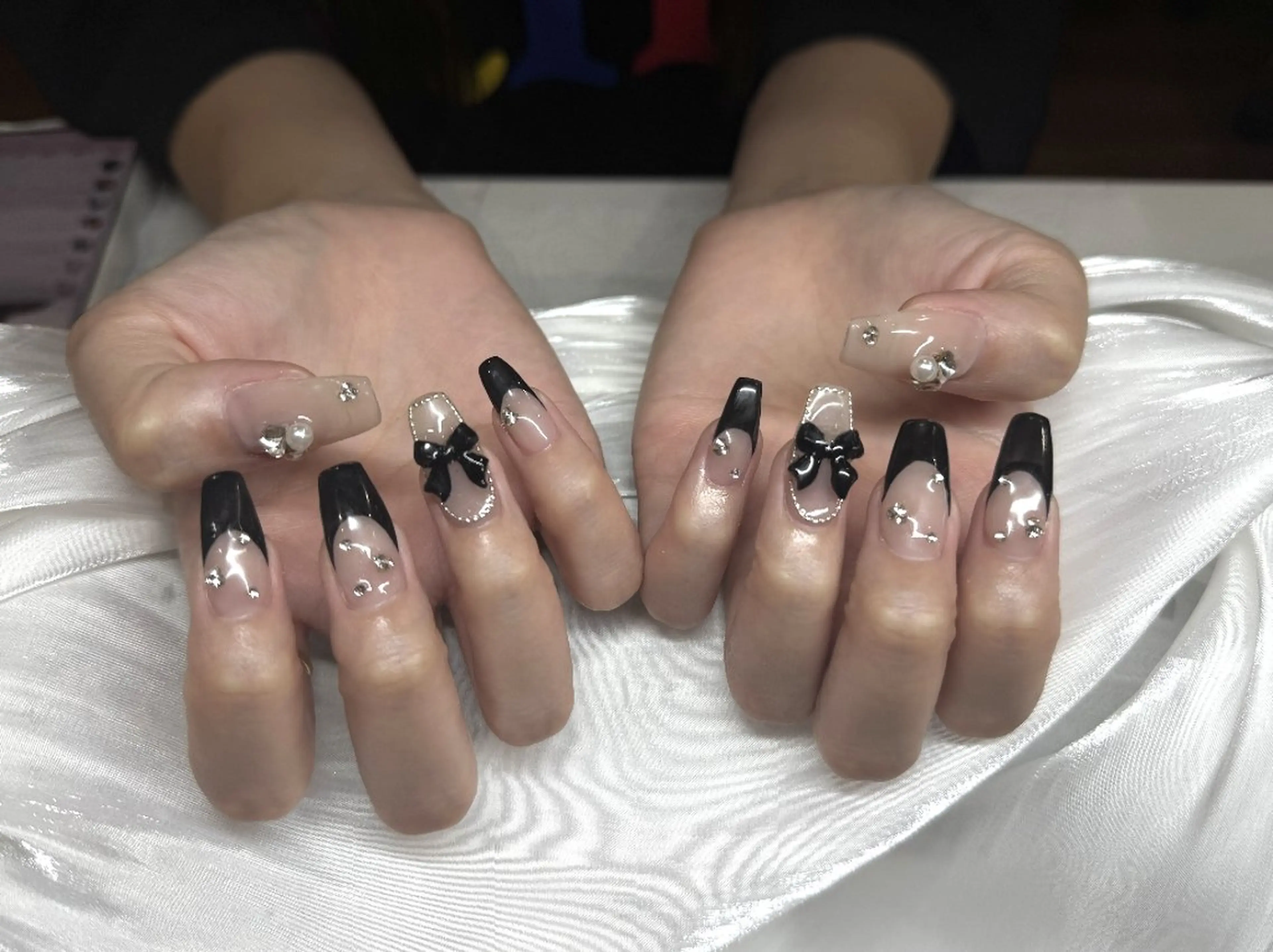 ネイル フットネイル フレンチネイル ジェルネイル ガラスフレンチ 韓国ネイル ハンドネイル ハンドケア 当日予約可能💜 アキラのその他イメージ