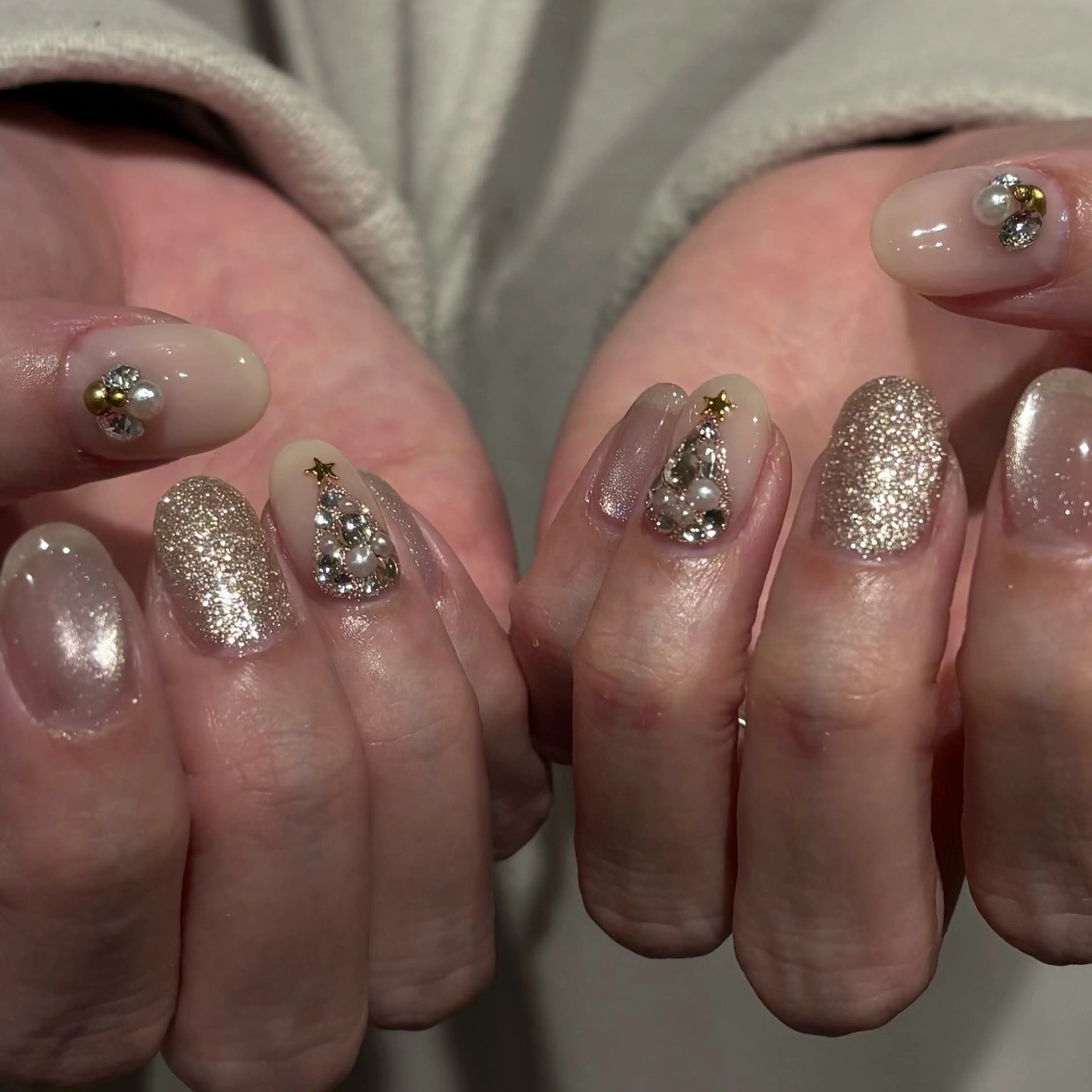 ネイル キラキラネイル ラメ(グリッター) マグネットネイル 冬ネイル クリスマス ハンドネイル Bianca名駅店 安田のネイルデザイン