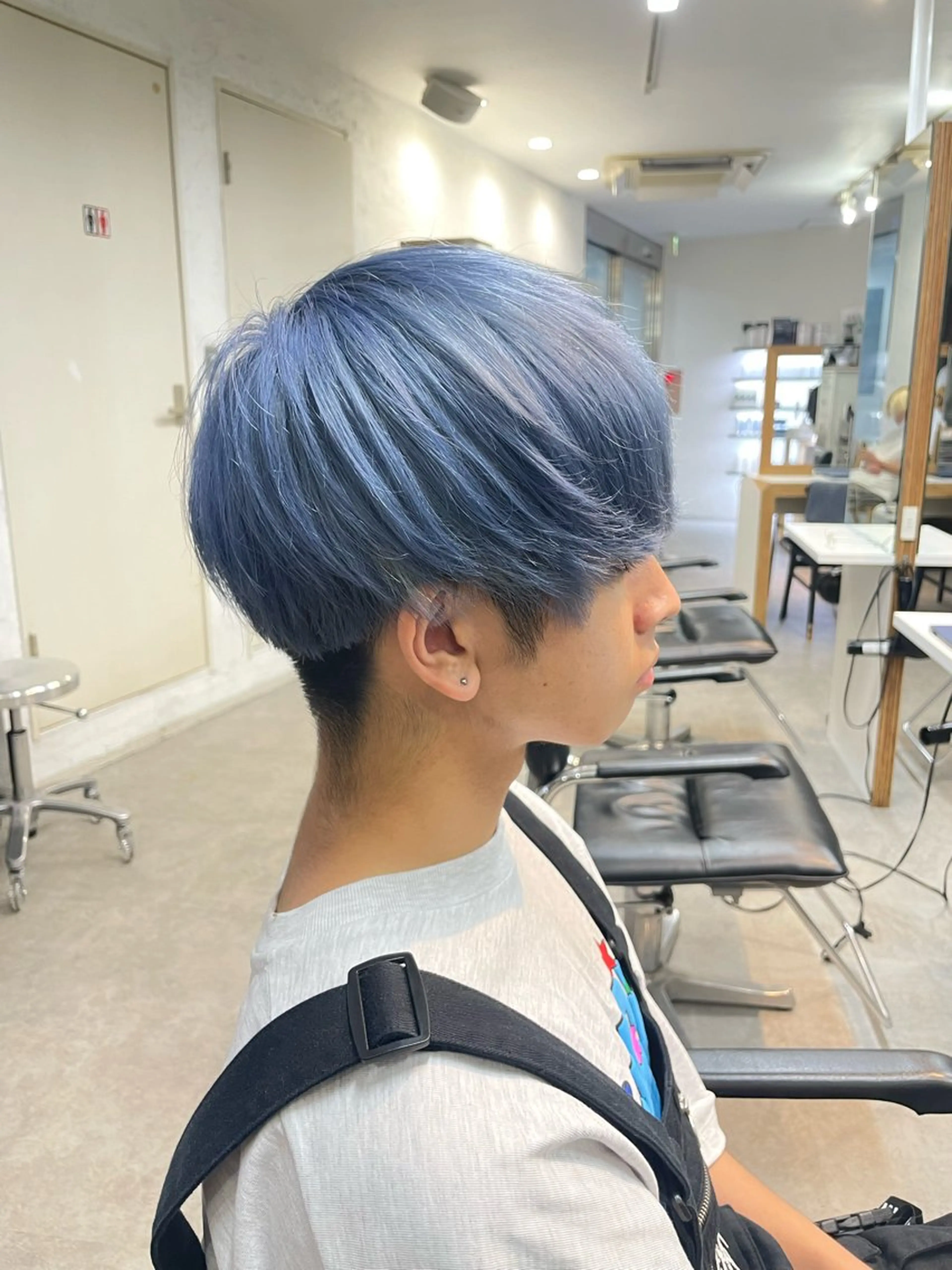 フルブリーチ＋オンカラー＋カットの写真