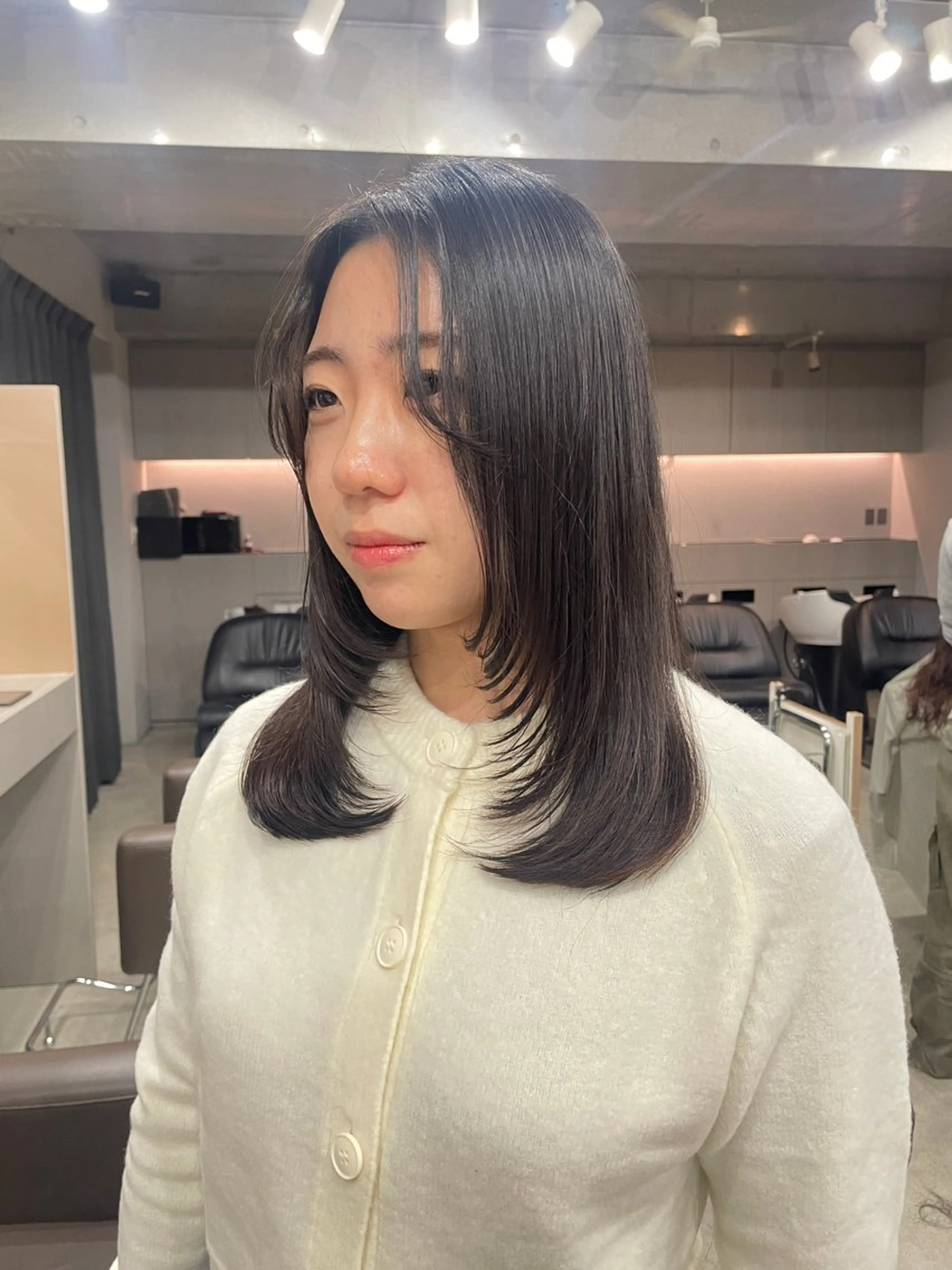 ミディアム カラー カット ヘアカラー トリートメント 表参道/赤み無し 透明感 colorのヘアスタイル