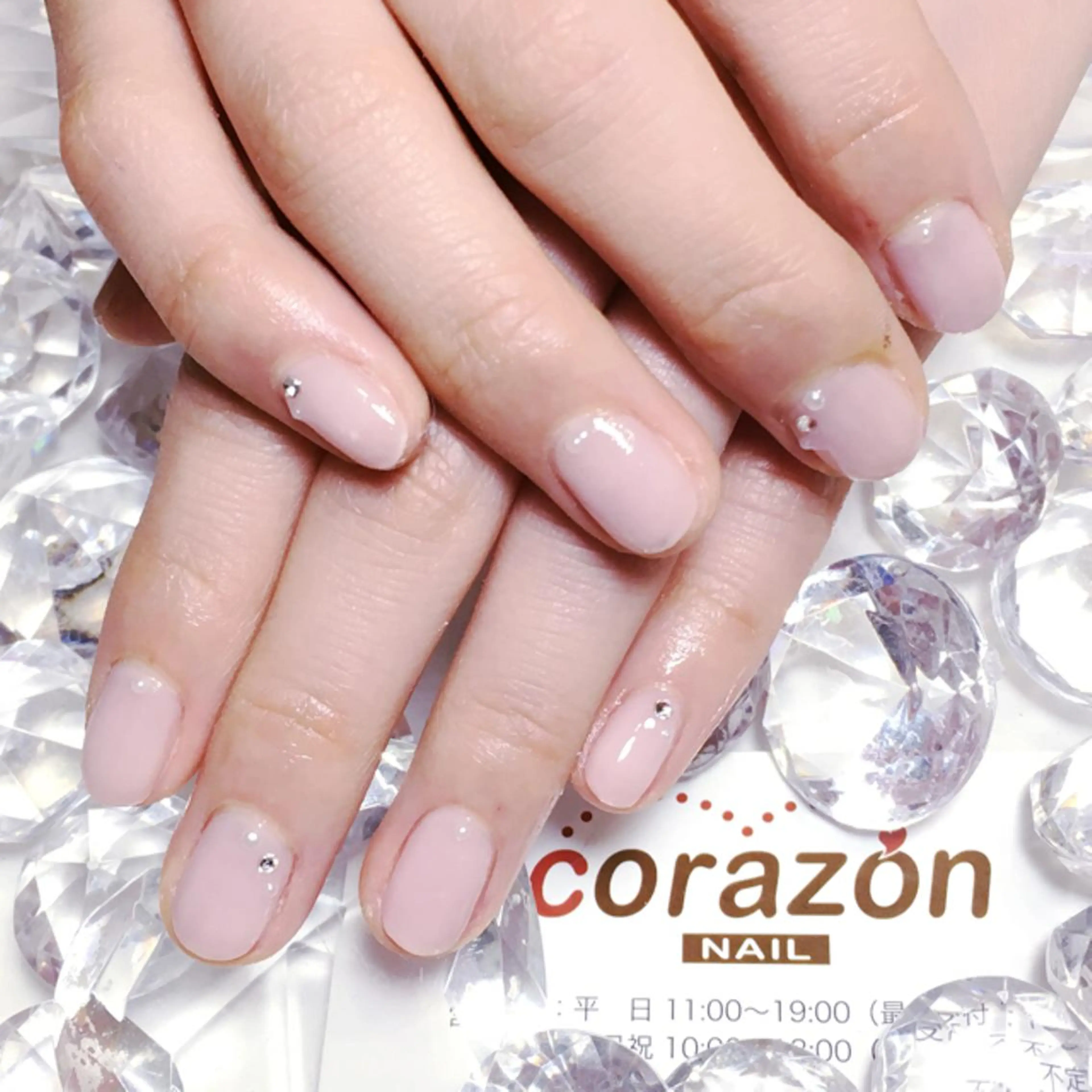 ネイル クリアネイル ピンク 春ネイル ストーンネイル corazon所属・ネイリスト aicoのネイルデザイン