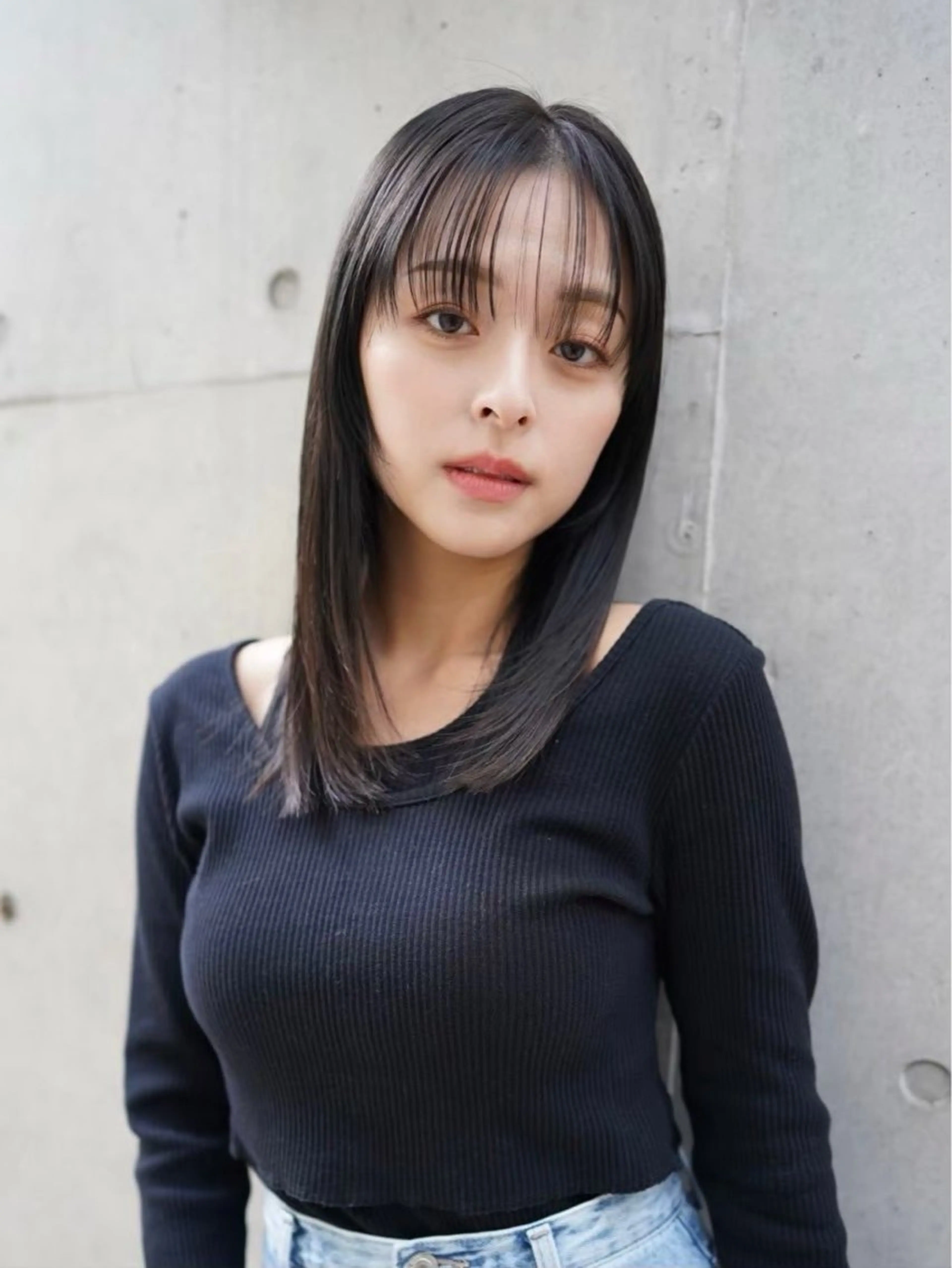 カット 縮毛矯正 トリートメント effect横浜所属・切りっぱなしボブ/ 艶カラー/綾莉のヘアスタイル