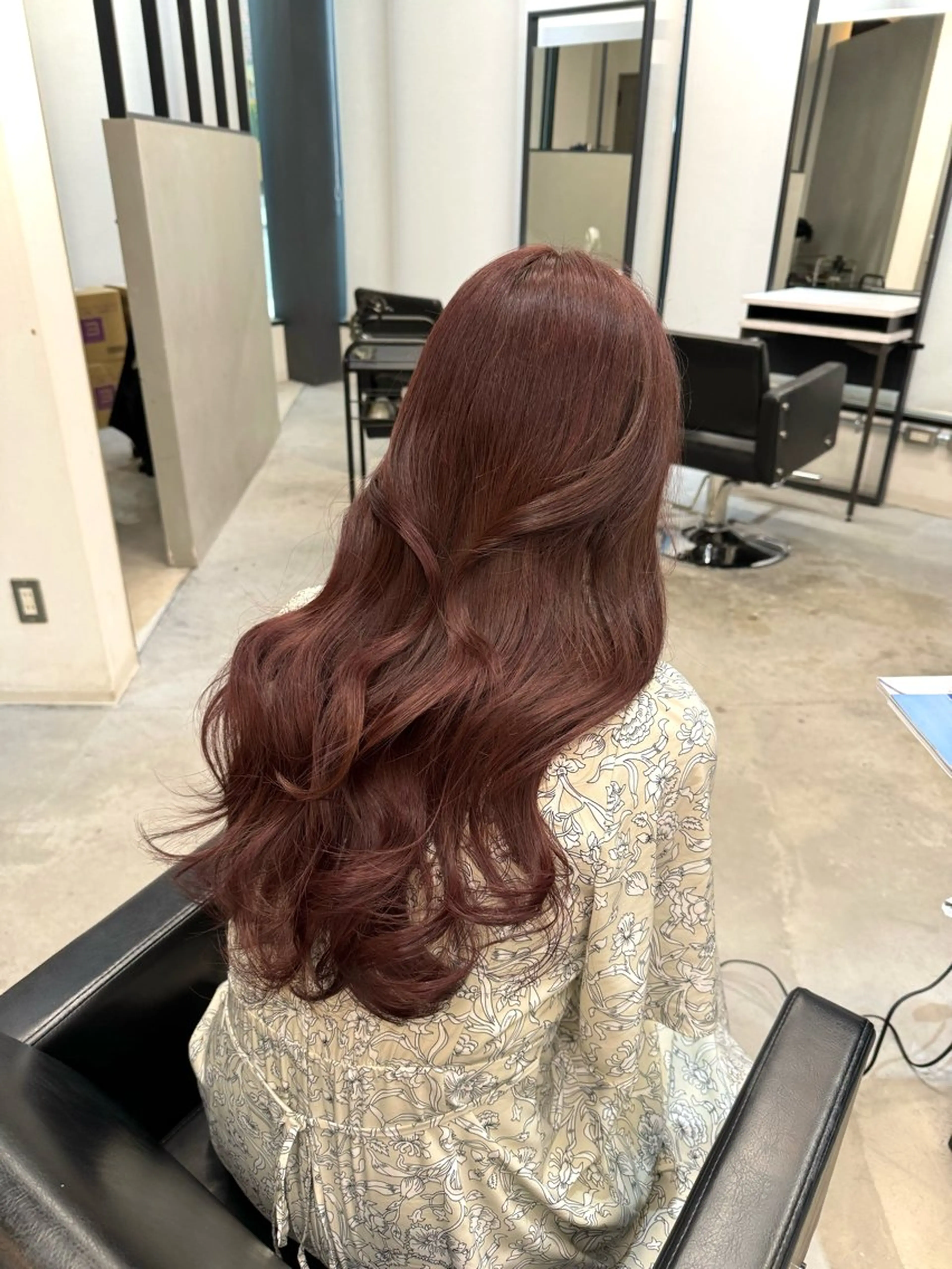 ロング カラー ヘアカラー 韓国ヘア🇰🇷 YUKINAのヘアスタイル