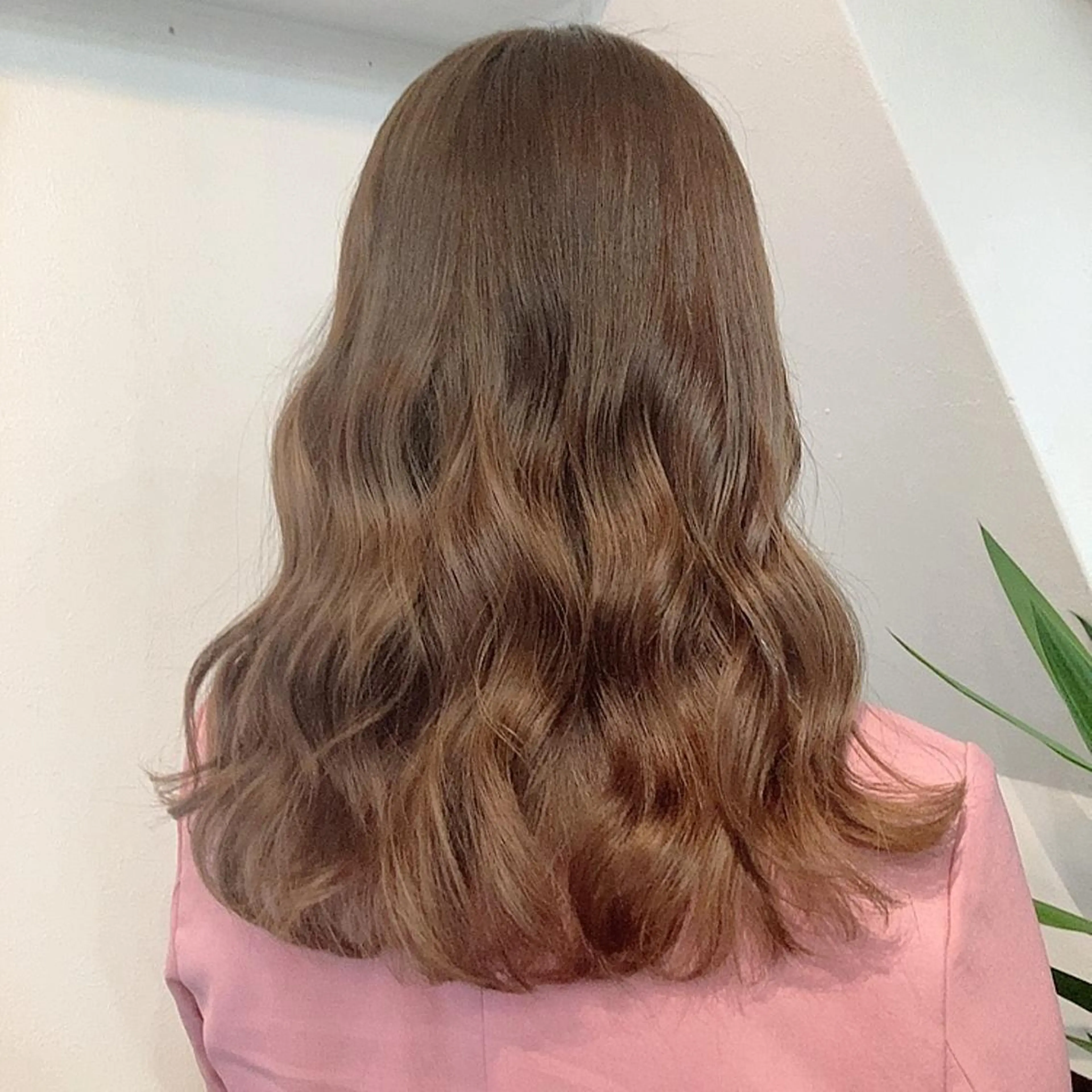 ミディアム カラー ブラウンカラー hair salon mtm所属・🕊mtm🫧梅田/ 定額制/透明感/艶髪のヘアスタイル