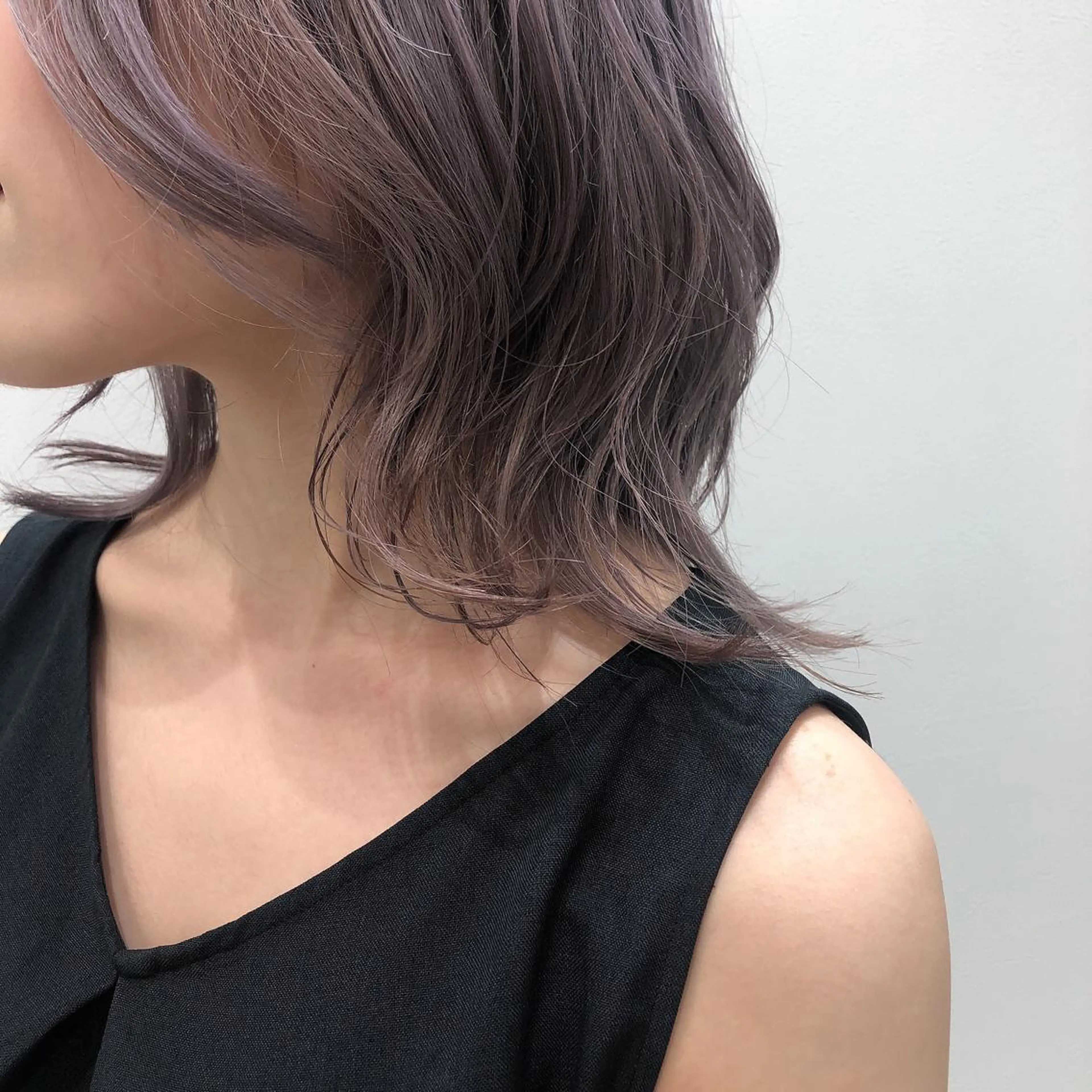 セミロング カラー パープルカラー Re:start所属・【髪質改善】大川 倖平のヘアスタイル