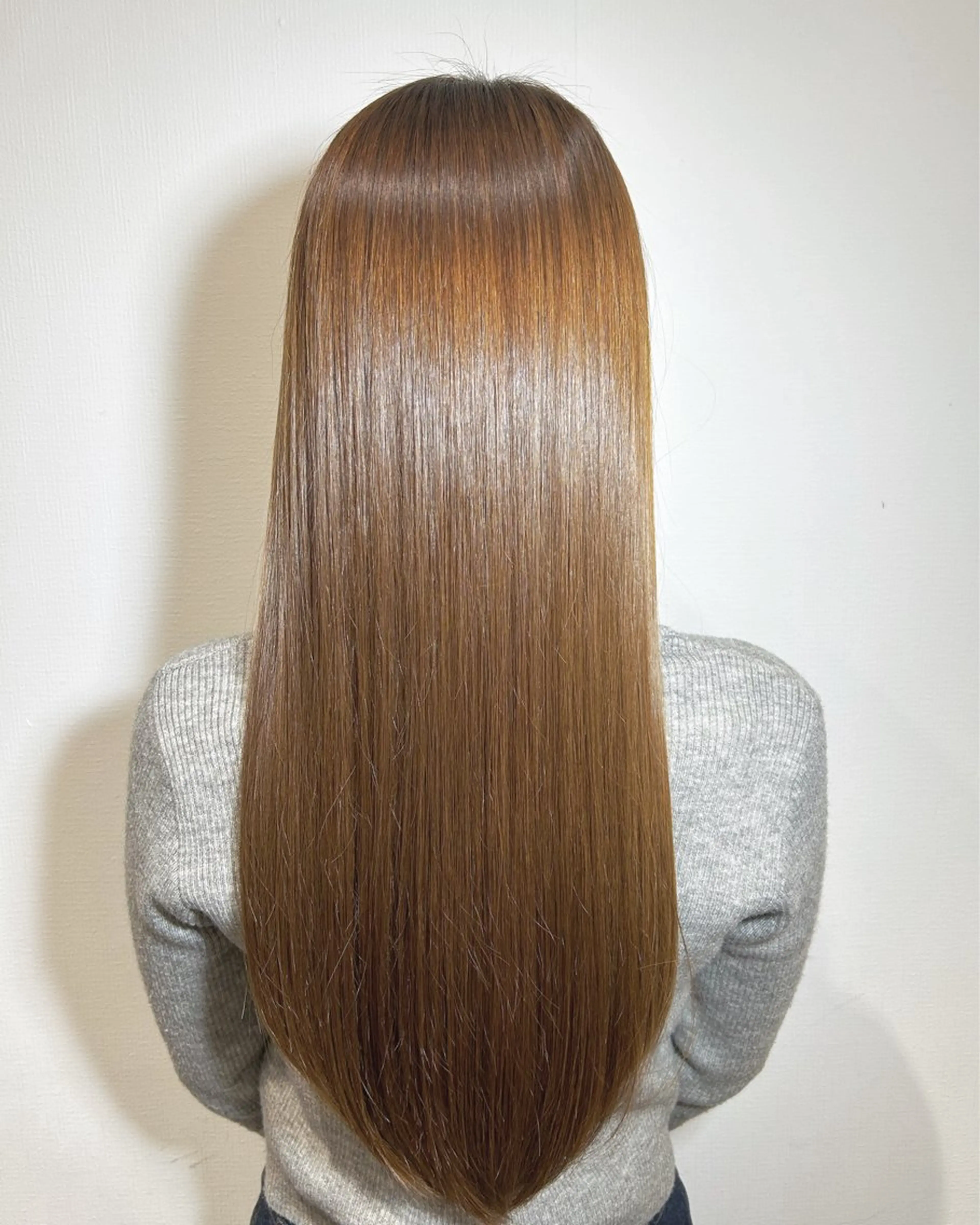 カット+酸性ストレート+トリートメントの写真