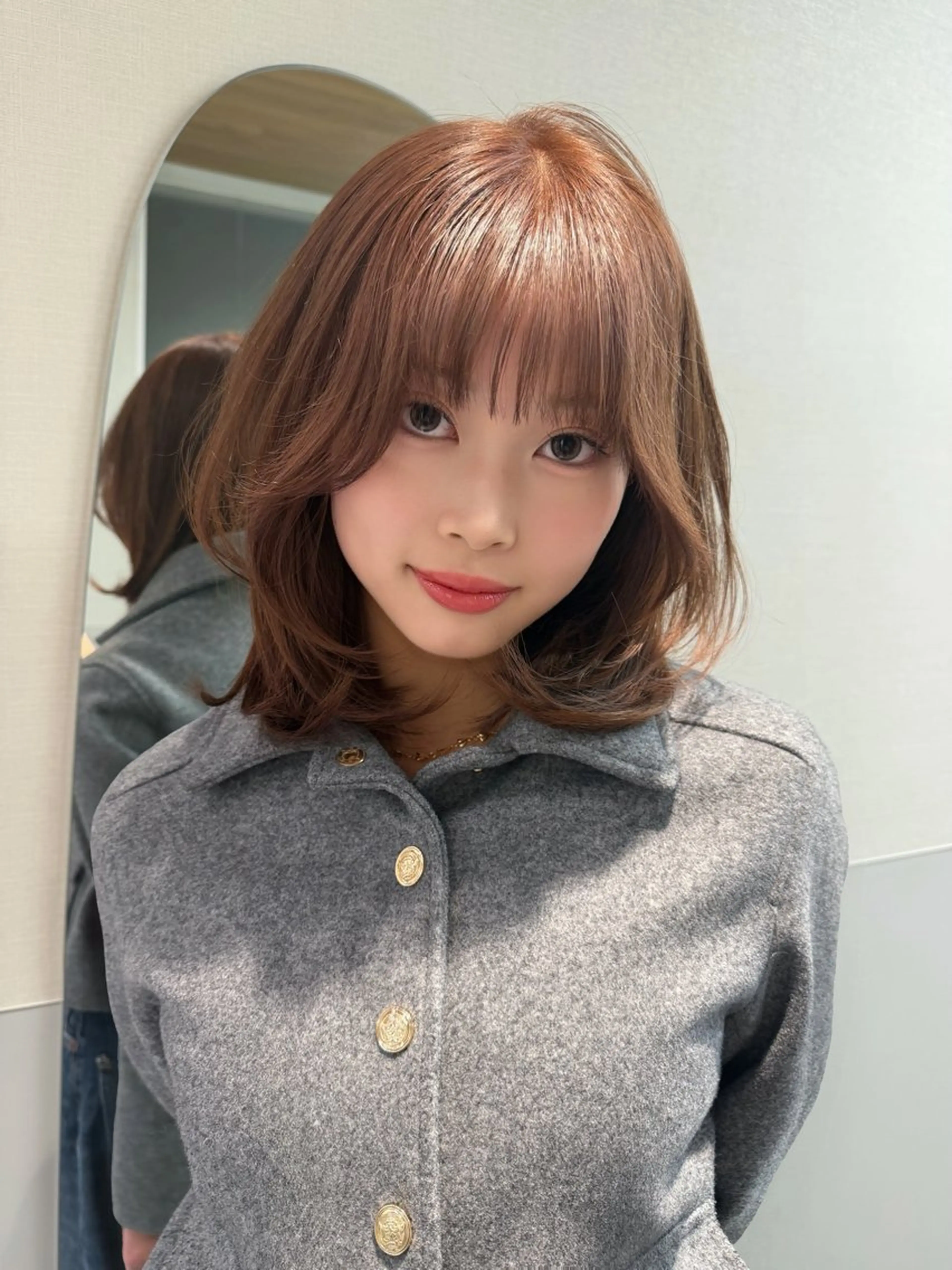 ミディアム カット トリートメント ViVIE   AOYAMA所属・RiA/レイヤーカッ ト/ハッシュカットのヘアスタイル