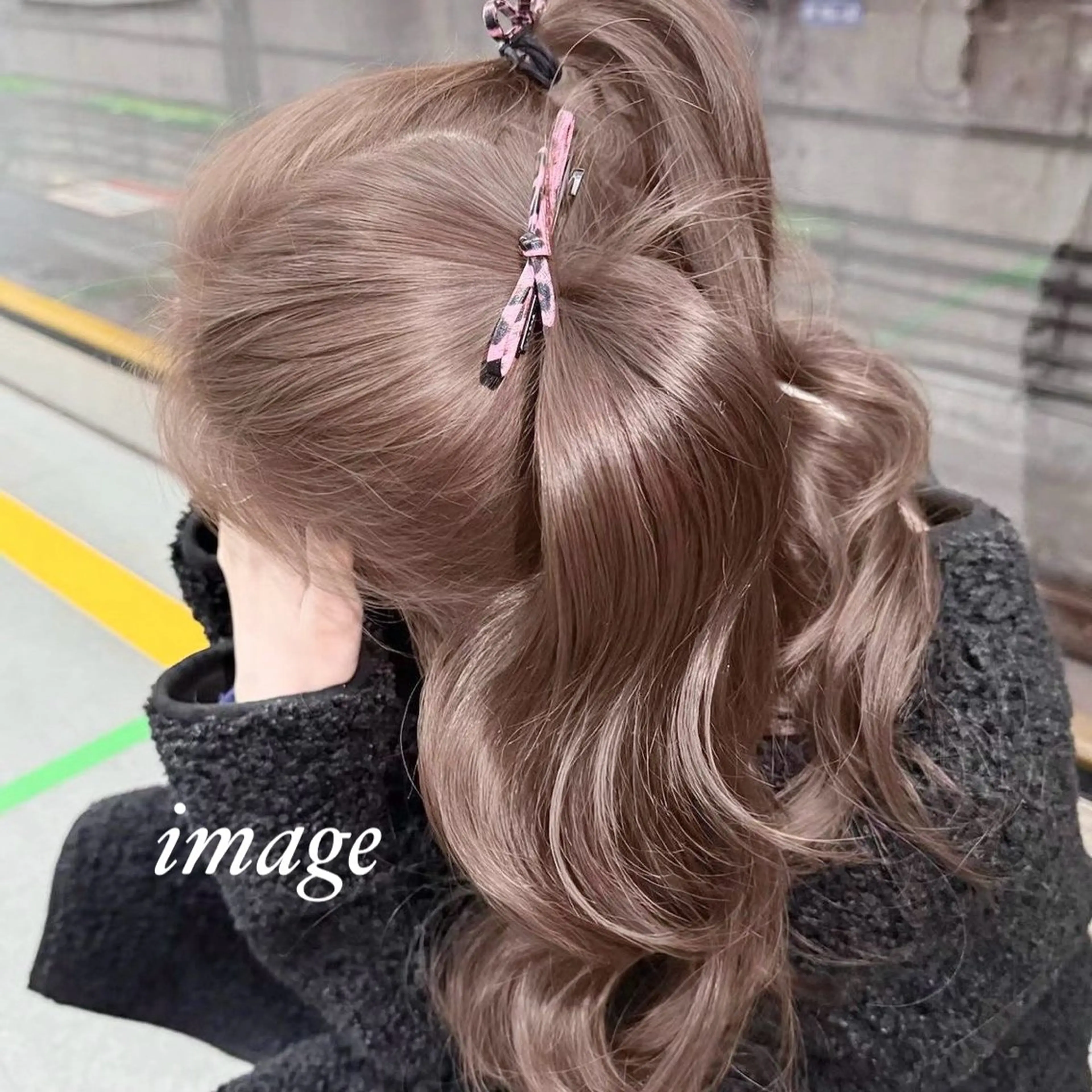 ロング カラー カット ヘアカラー トリートメント ブリーチ/髪質改善/ ハイトーン/暖色のヘアスタイル